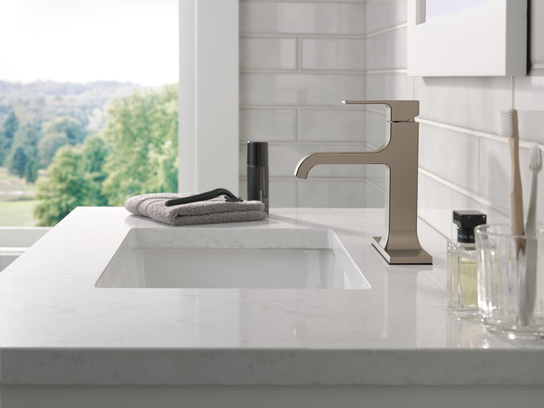 Single Handle Bathroom Faucet