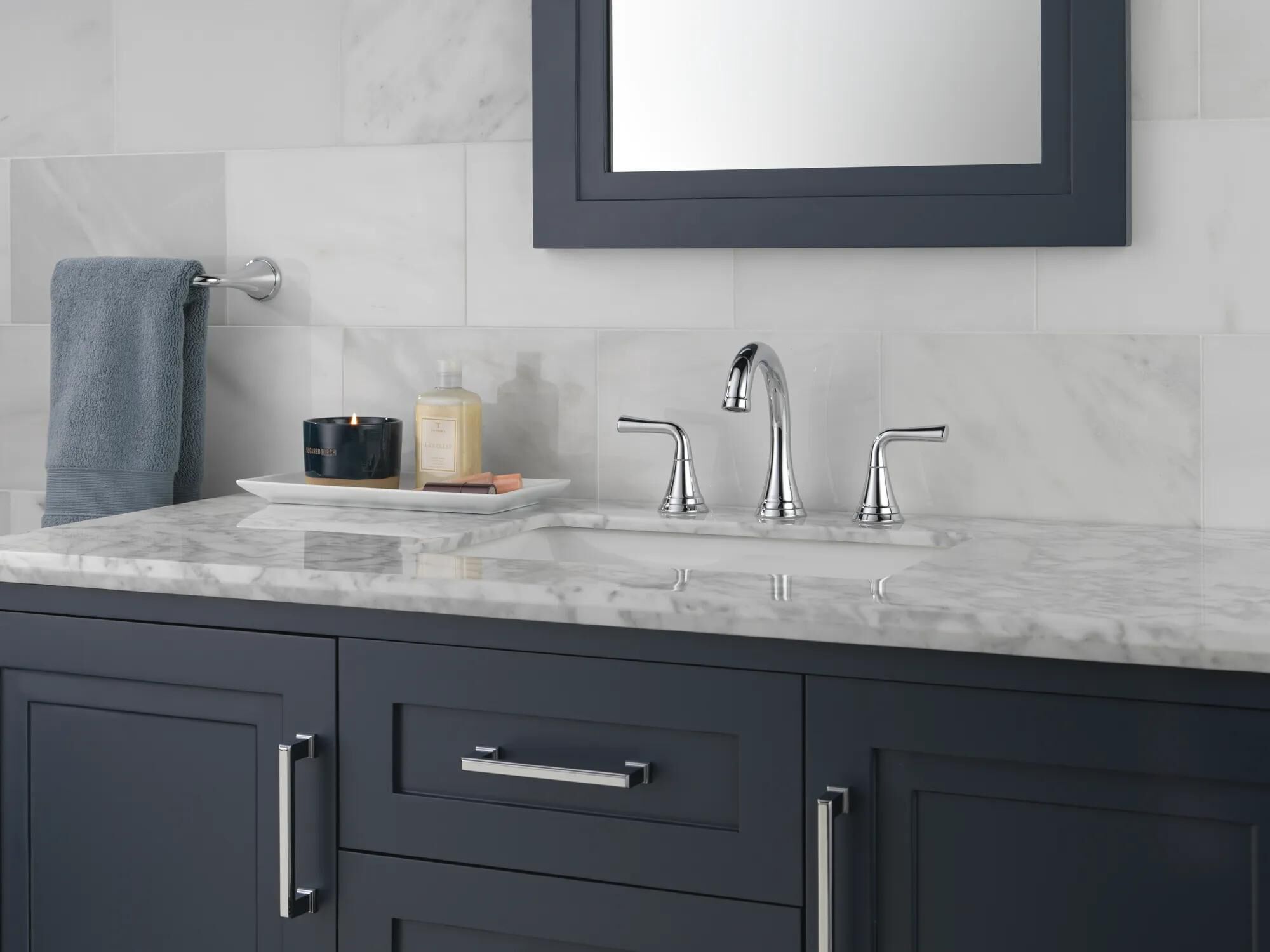 Towel Bar in Chrome 73308 | Delta Faucet