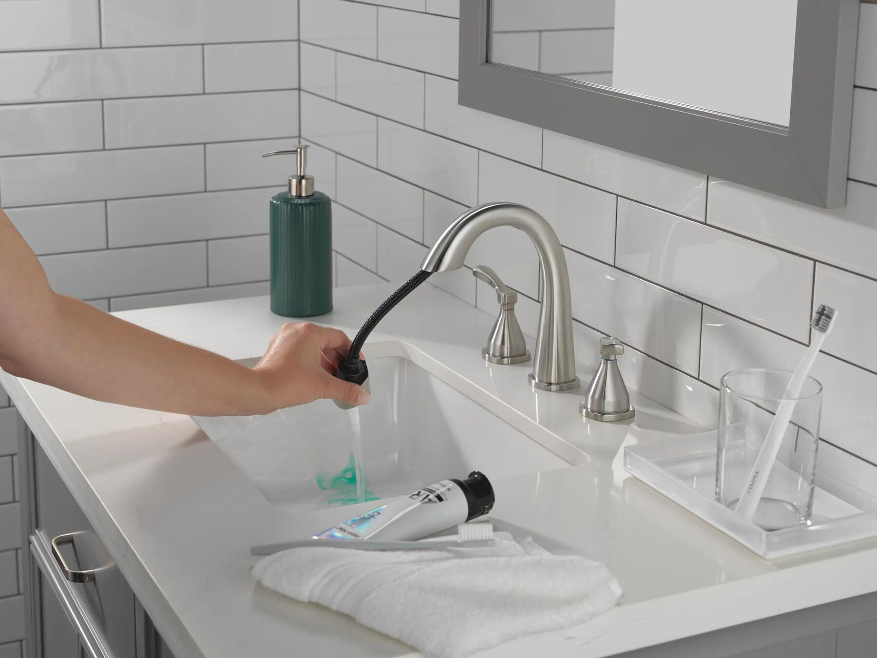 Two Handle Widespread Pull Down Bathroom Faucet (Recertified)