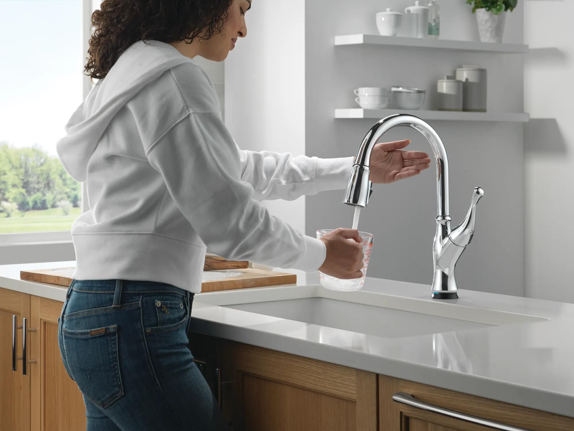 Touch2O® Technology Kitchen Faucet with Touchless Technology in