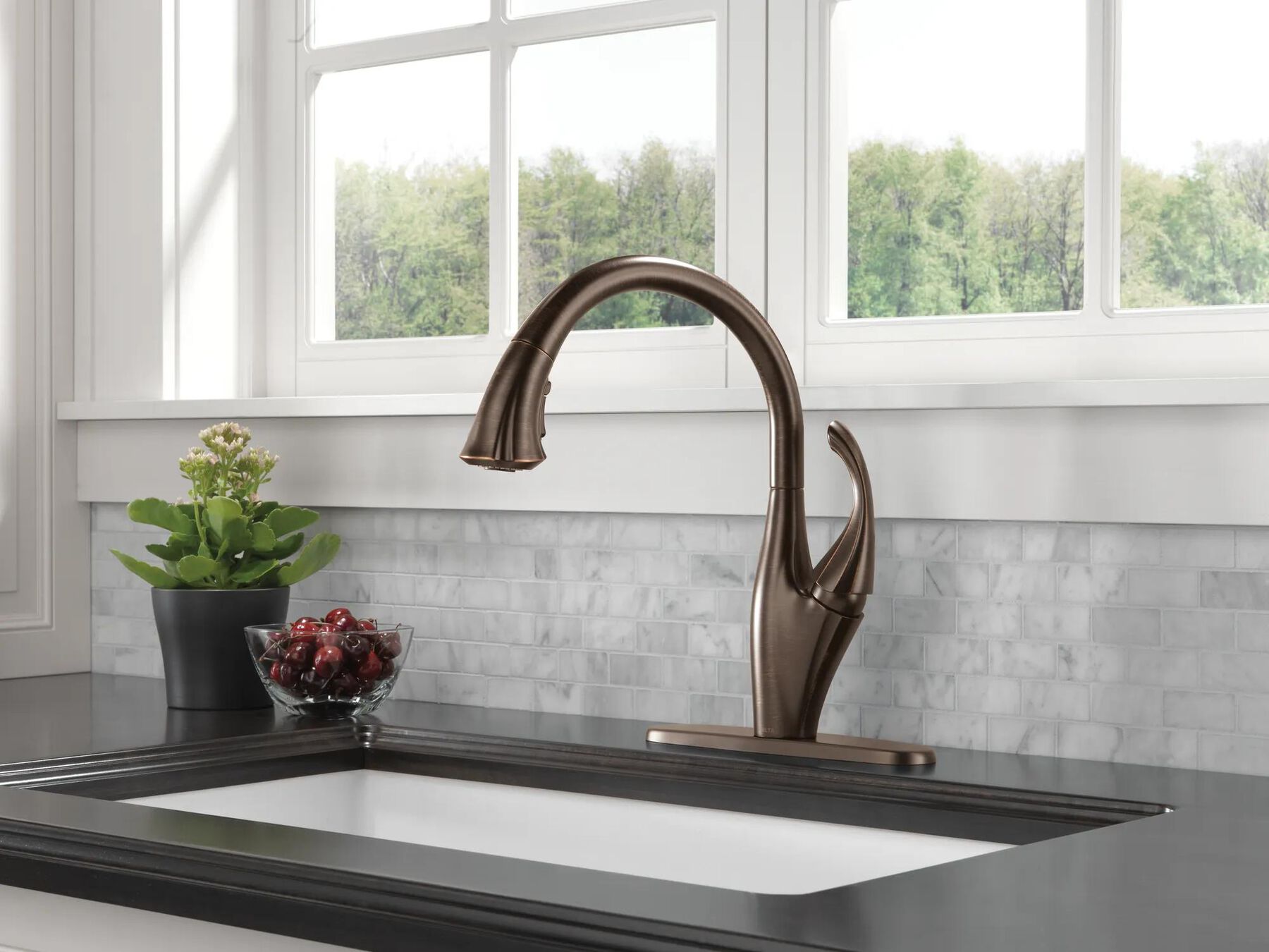 Single Handle Pull-Down Kitchen Faucet with ShieldSpray&reg; Technology