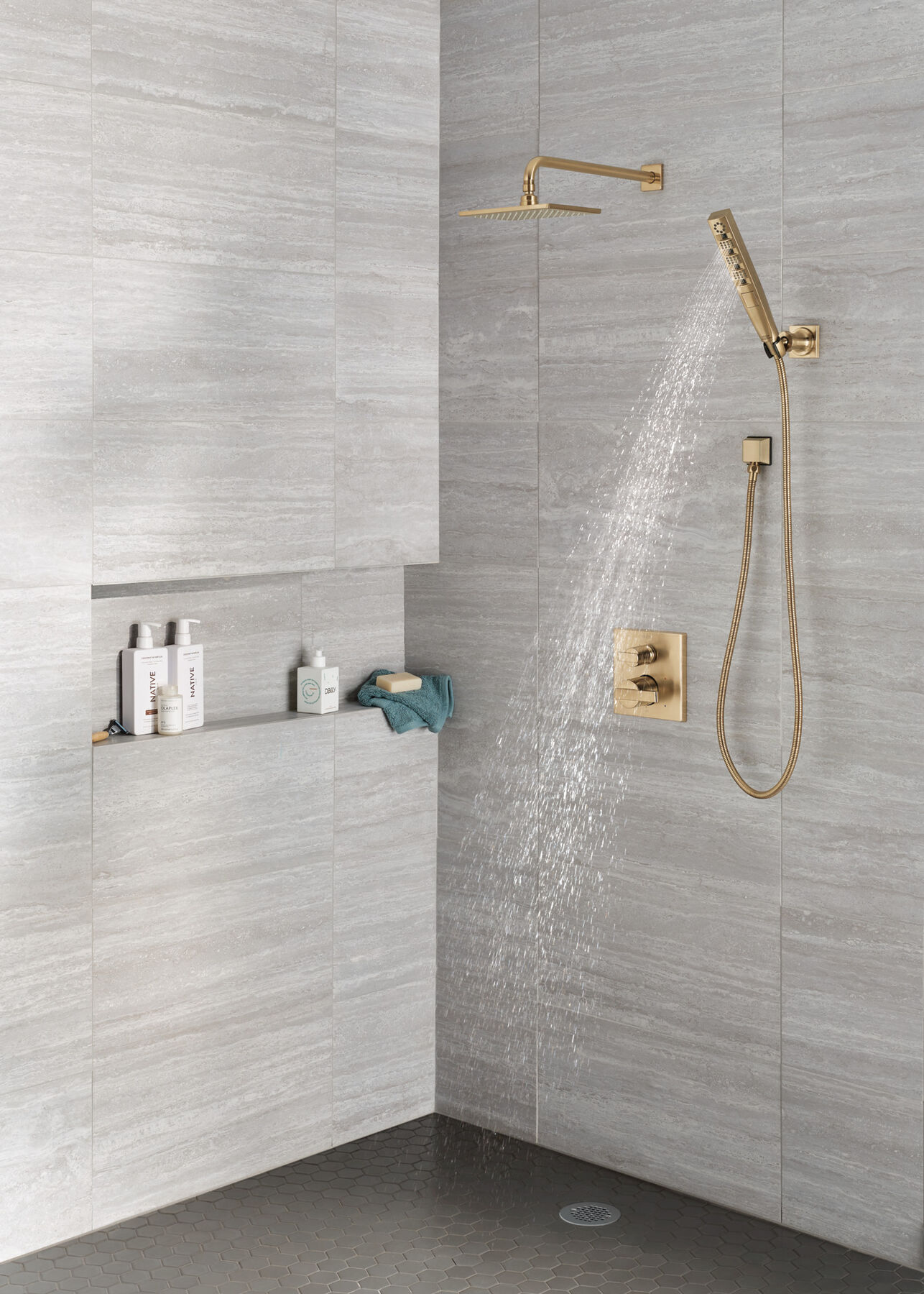 3-Setting Custom Shower Bundle with Raincan - 14 Series
