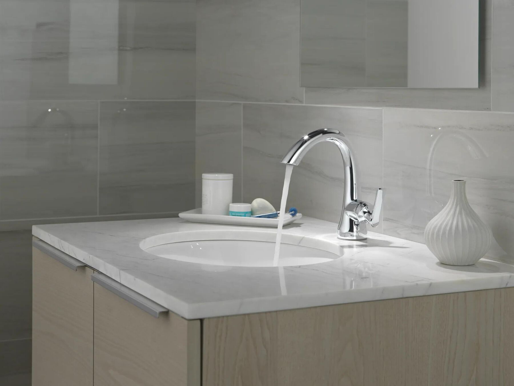 Single Handle Single-Hole Lavatory Faucet