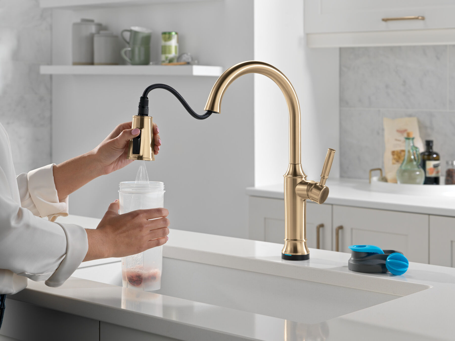 Pull-Down Kitchen Single Handle with Soap Dispenser Bundle
