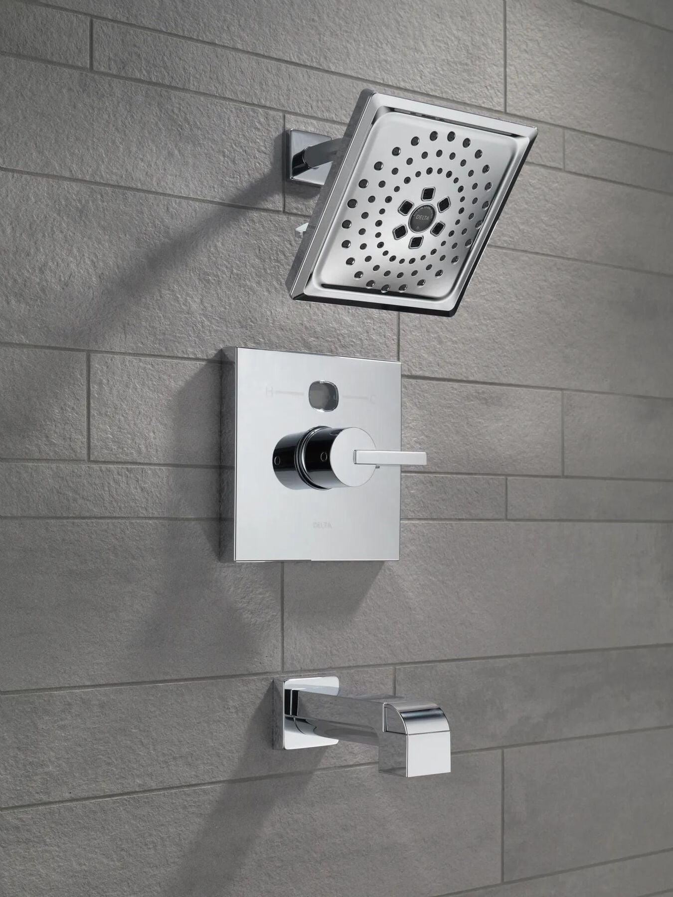 Tub Spout - Pull-Up Diverter
