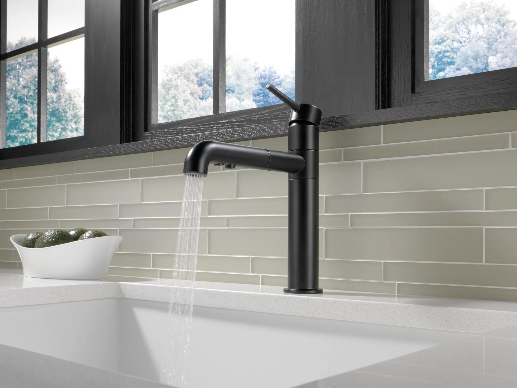 Single Handle Pull-Out Kitchen Faucet