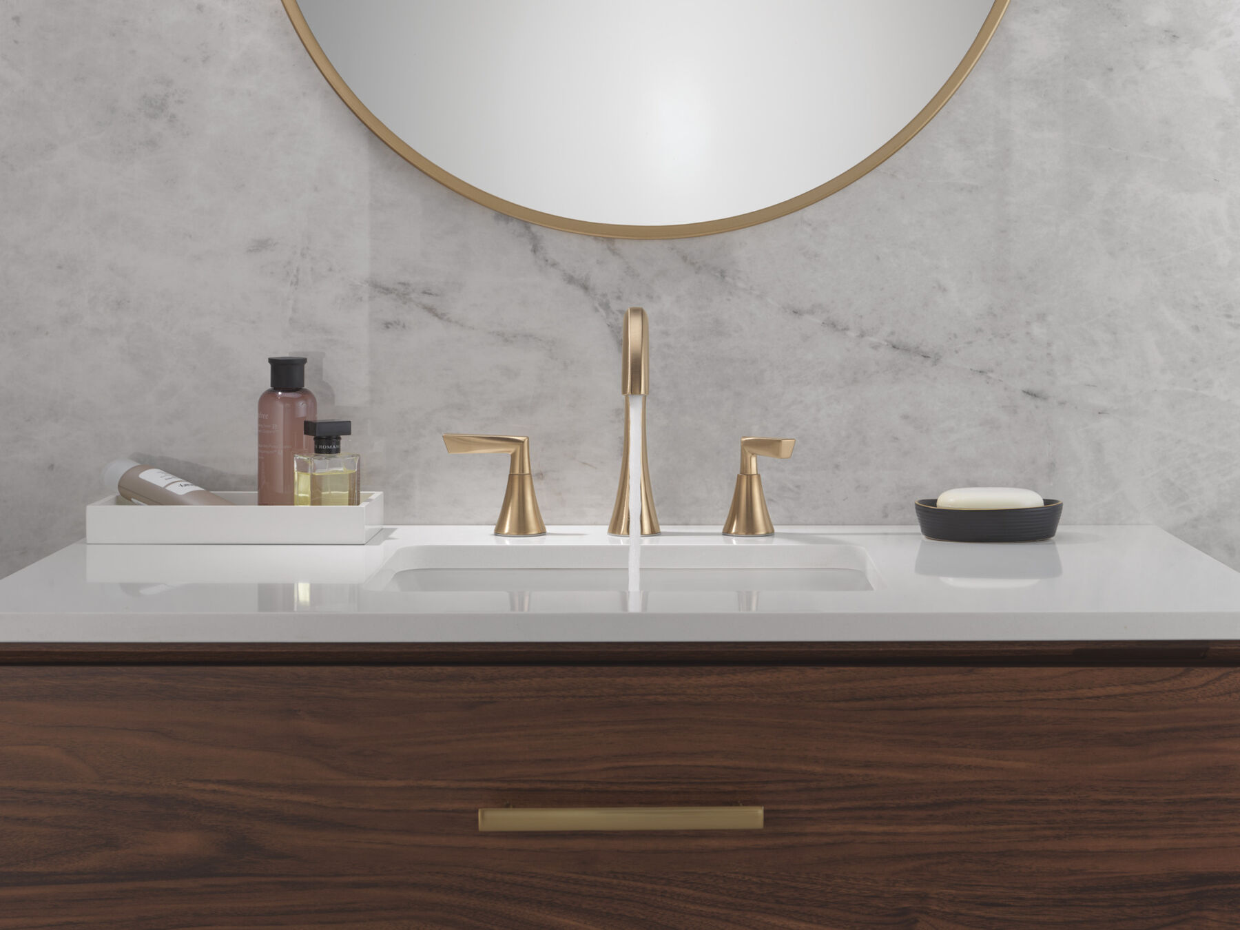 Two Handle Widespread Bathroom Faucet