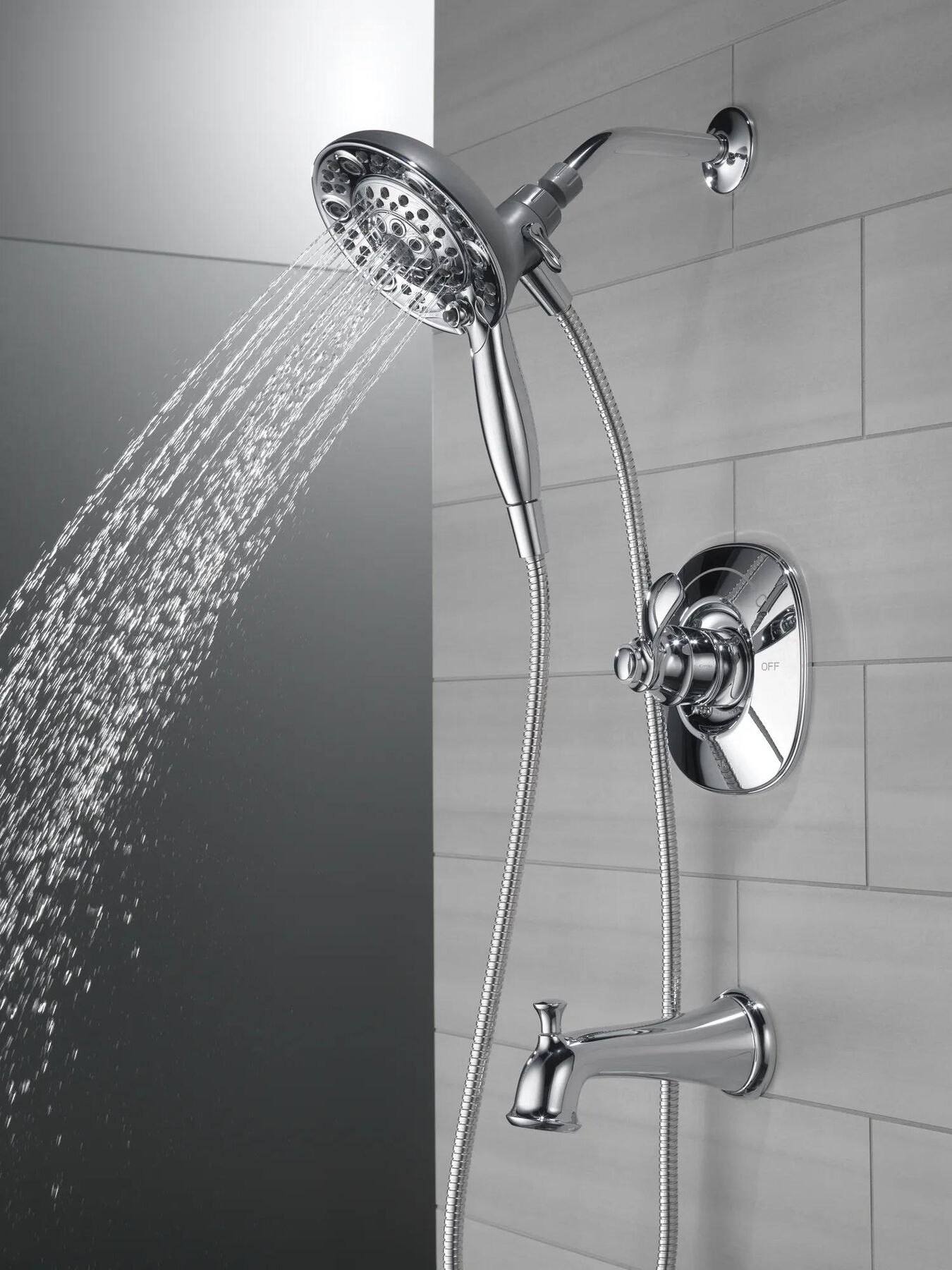 Monitor(R) 14 Series Tub and Shower with In2ition(R) Two-in-One Shower