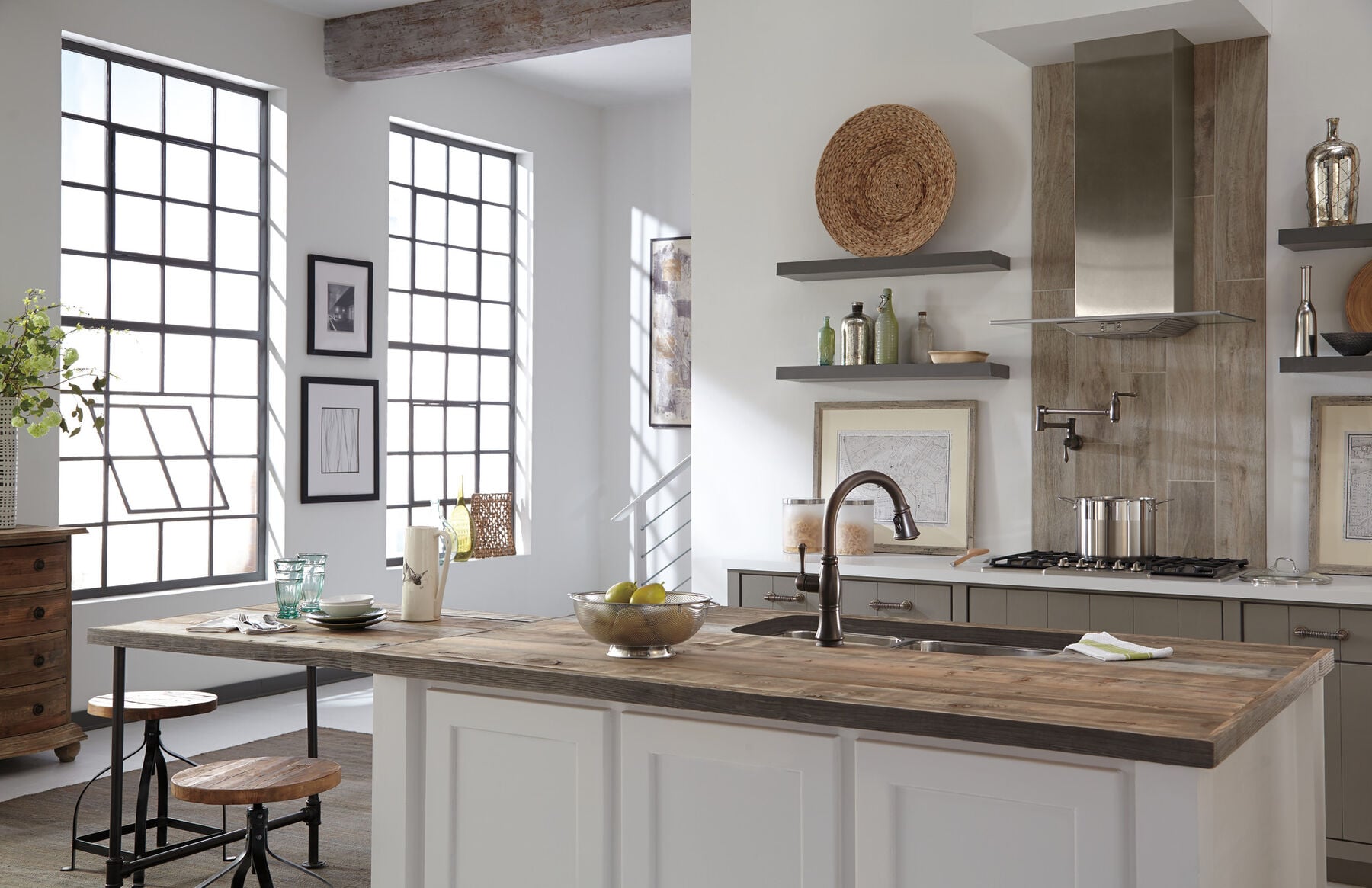 Traditional Wall Mount Pot Filler