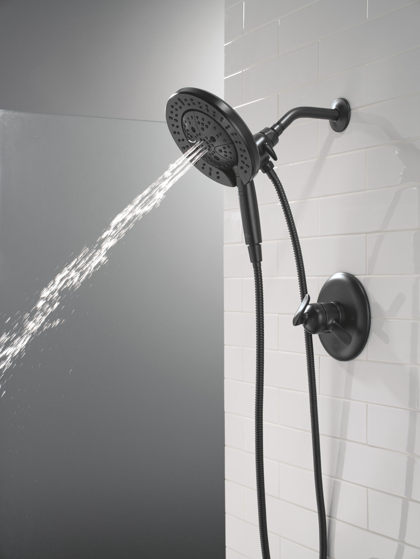 17 Series Shower Trim with In2ition Shower Head