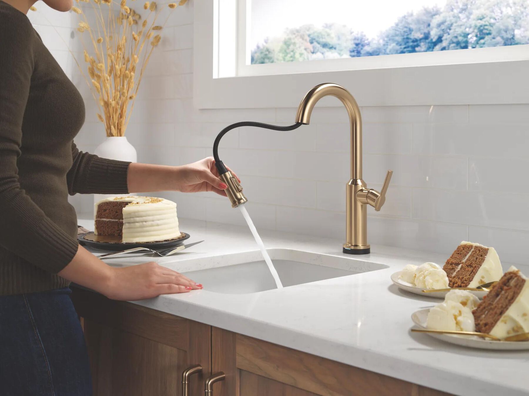 Touch2O&reg; Bar / Prep Faucet with Touchless Technology