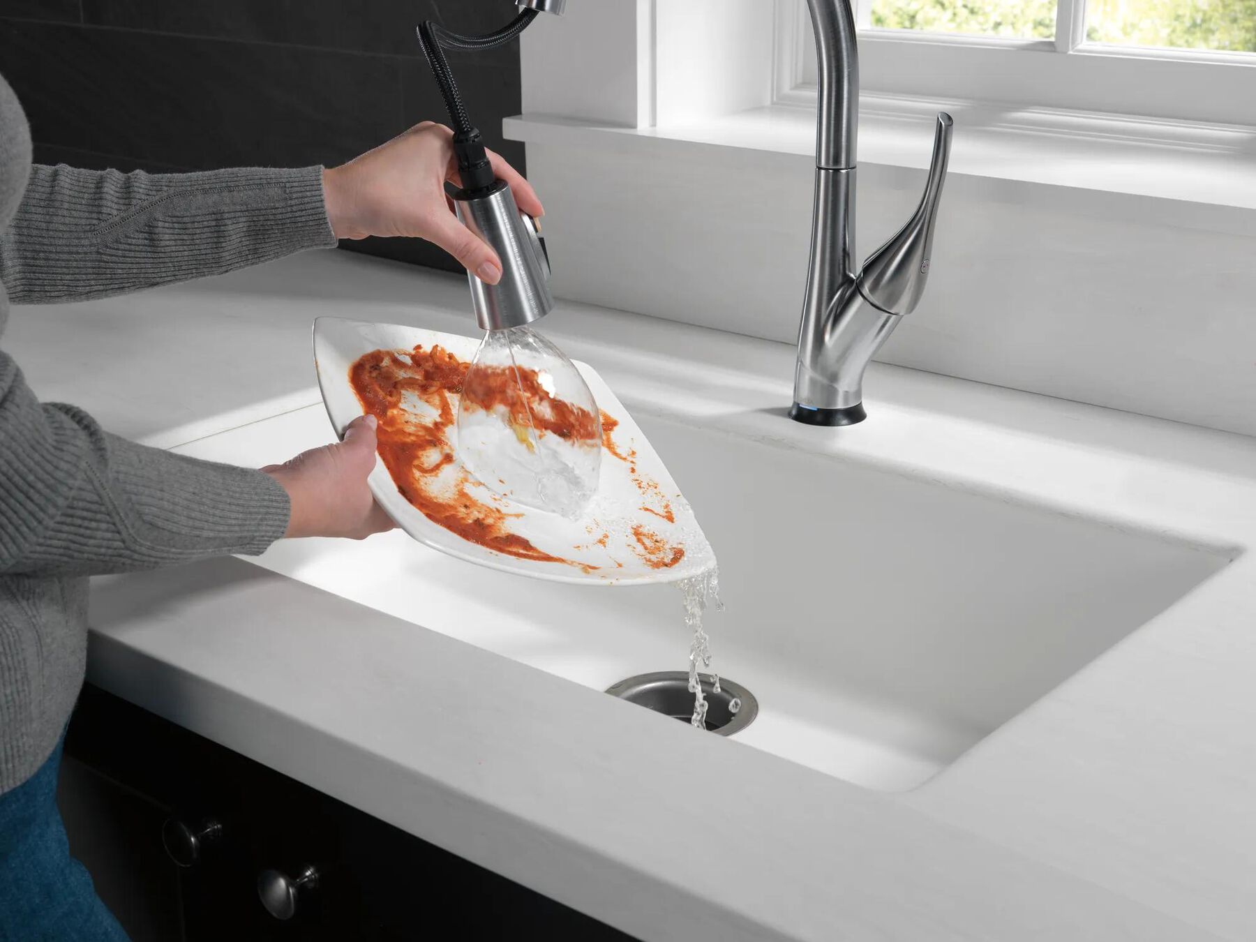 Single Handle Pull-Down Kitchen Faucet with Touch<sub>2</sub>O&reg; and ShieldSpray&reg; Technologies