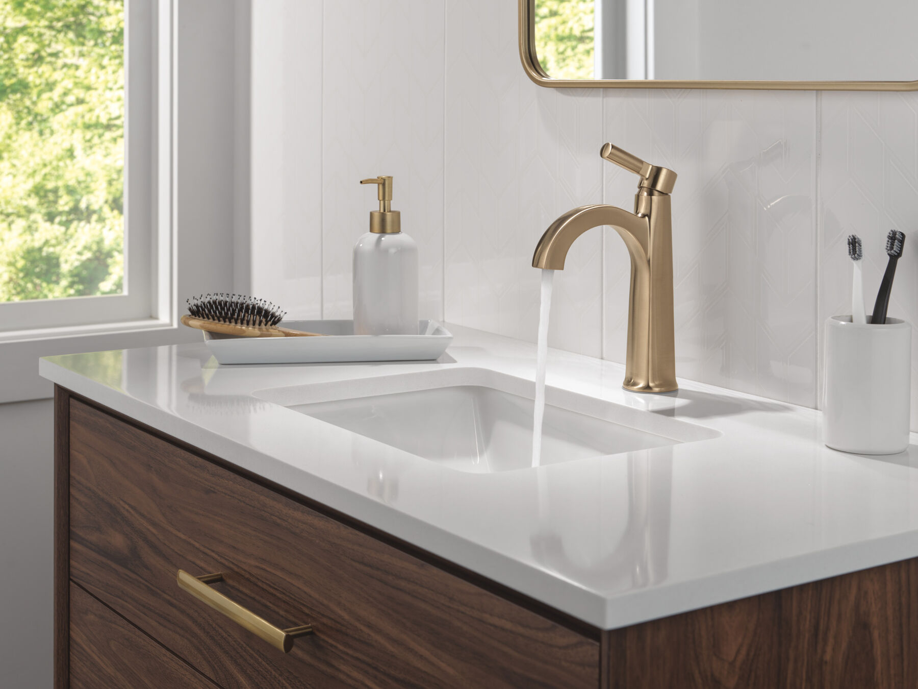 Single Handle Bathroom Faucet