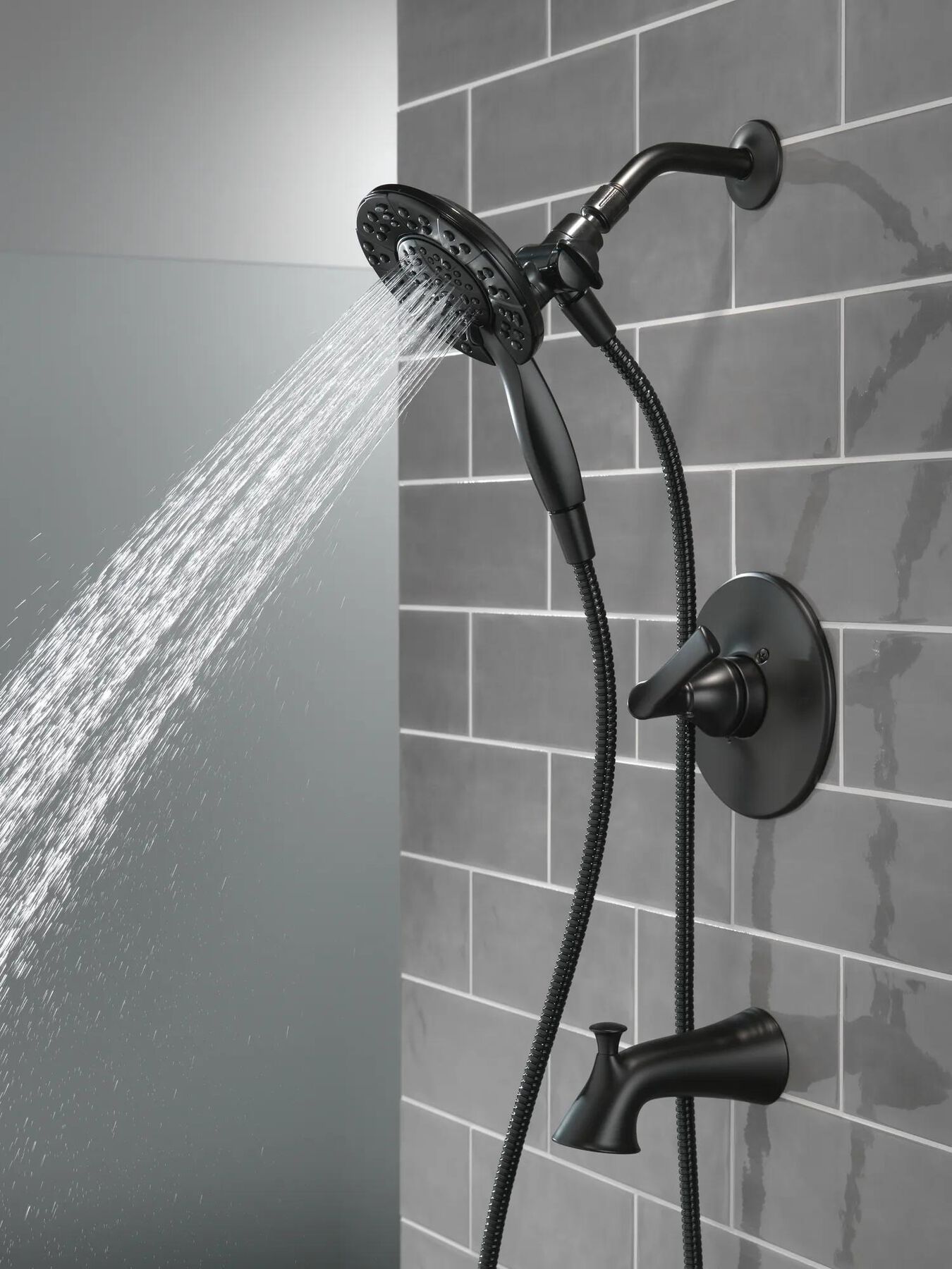 Monitor&reg;&nbsp;14 Series Tub & Shower With In2ition&reg;