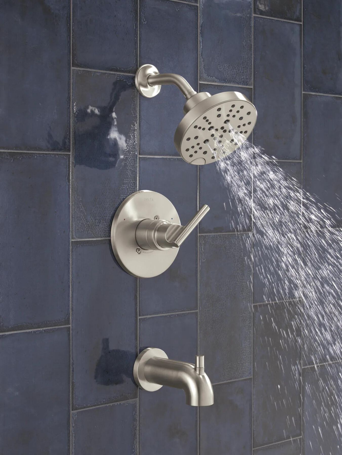 Monitor&reg; 14 Series Tub and Shower