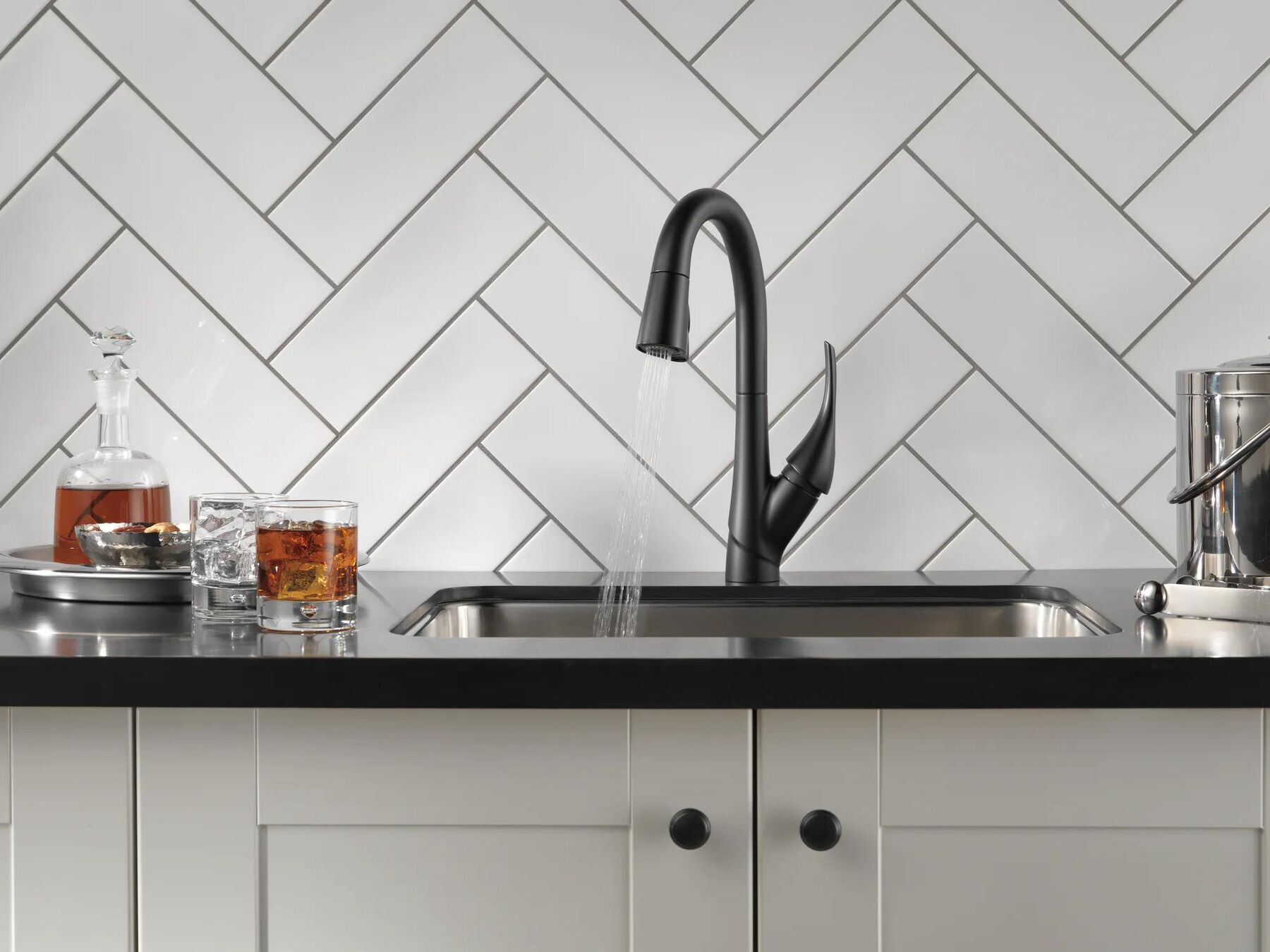 Single Handle Pull-Down Bar / Prep Faucet