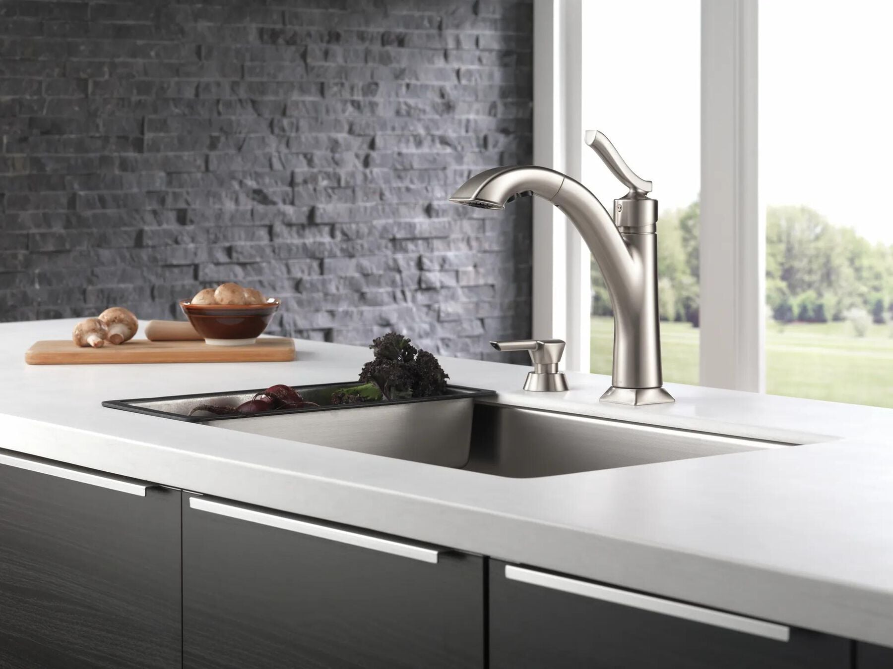 Single Handle Pull-Out Kitchen Faucet with Soap Dispenser