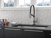 Single Handle Exposed Hose Kitchen Faucet with Touch<sub>2</sub>O Technology