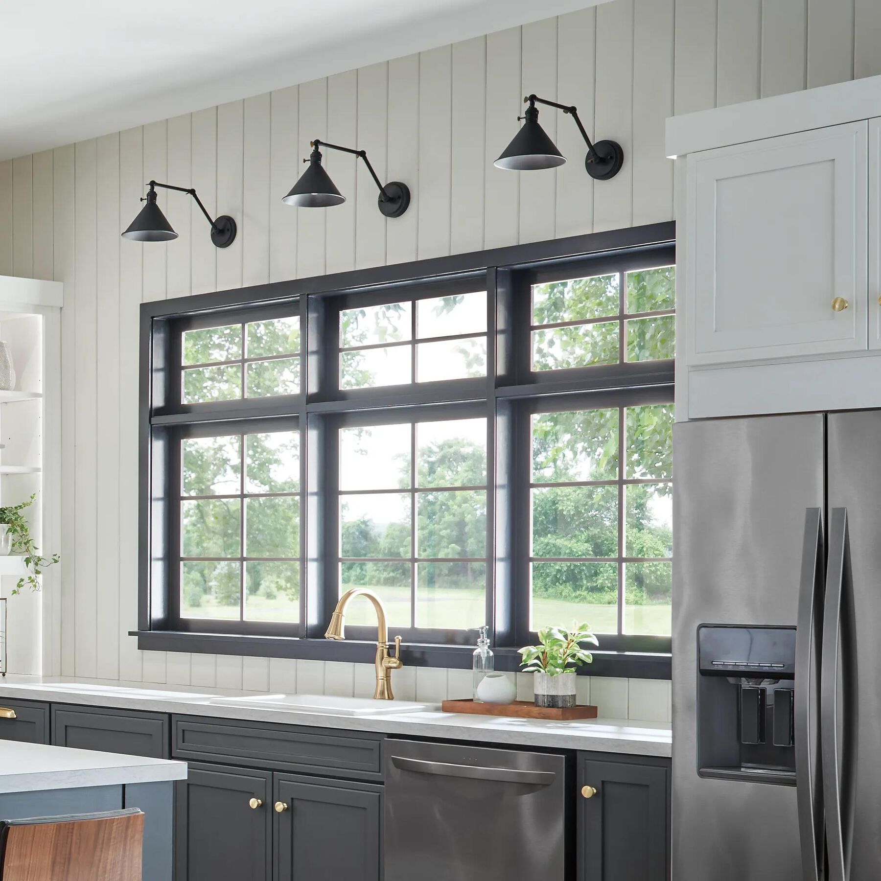 Single Handle Pull-Down Kitchen Faucet with ShieldSpray&reg; Technology