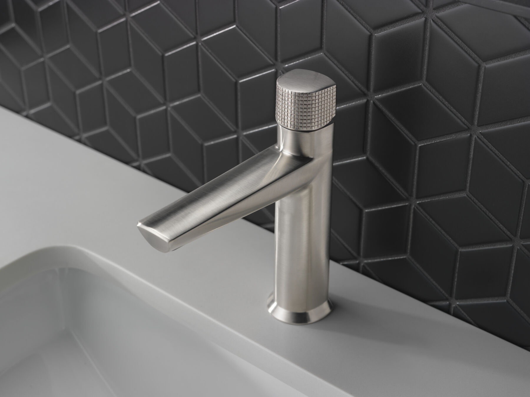 Single Handle Bathroom Faucet