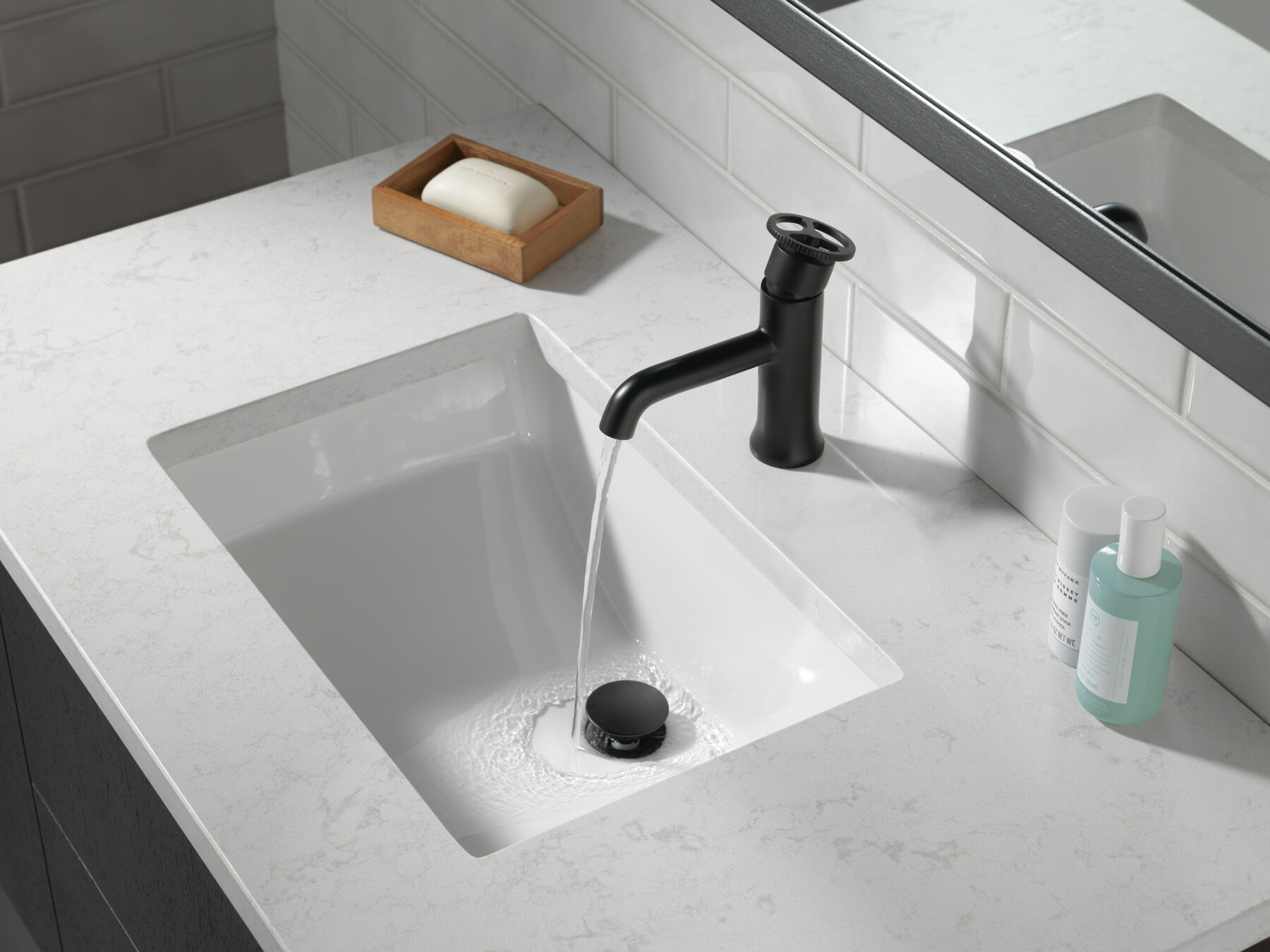 Single Handle Bathroom Faucet