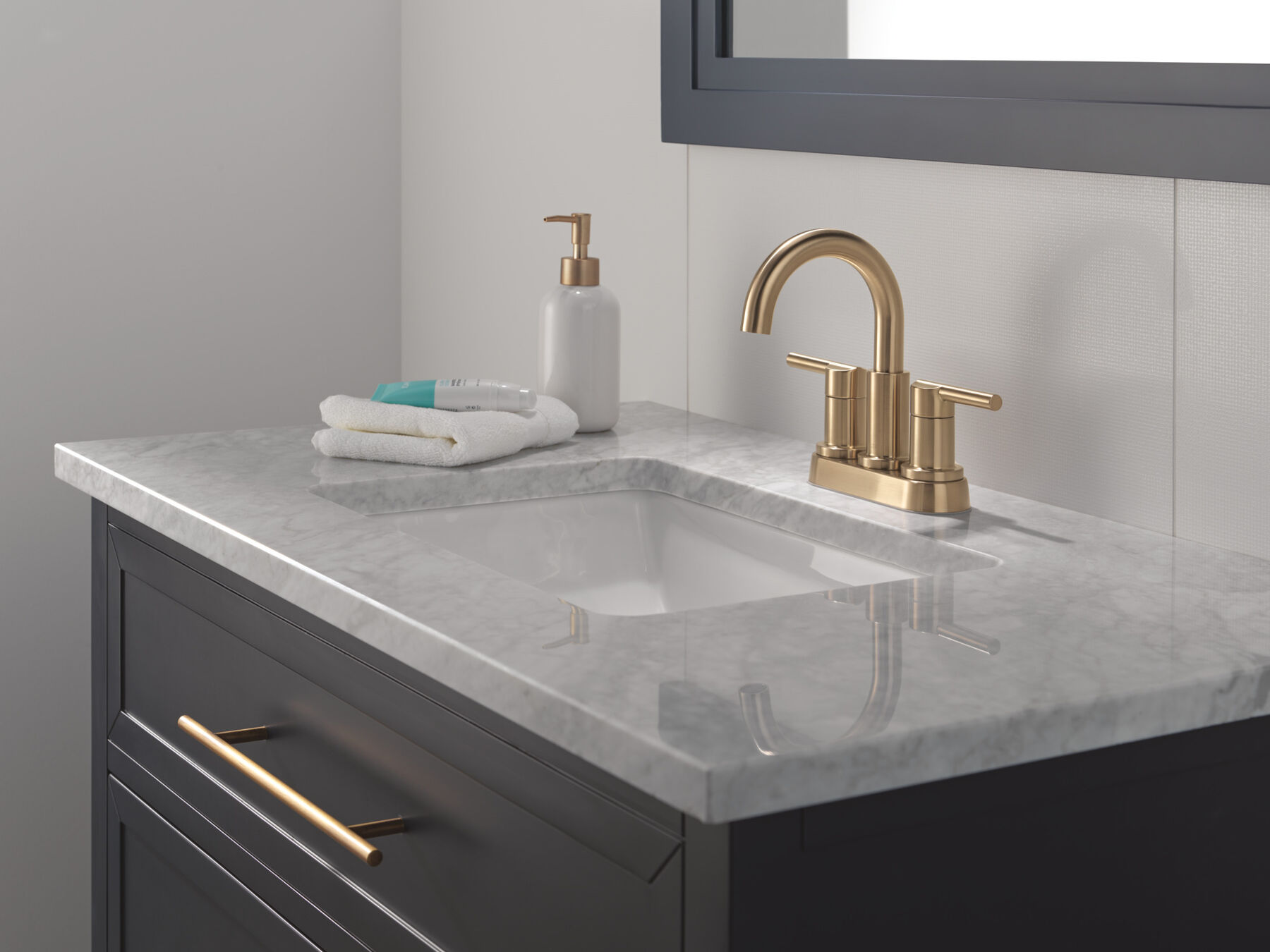 Two Handle Centerset Bathroom Faucet