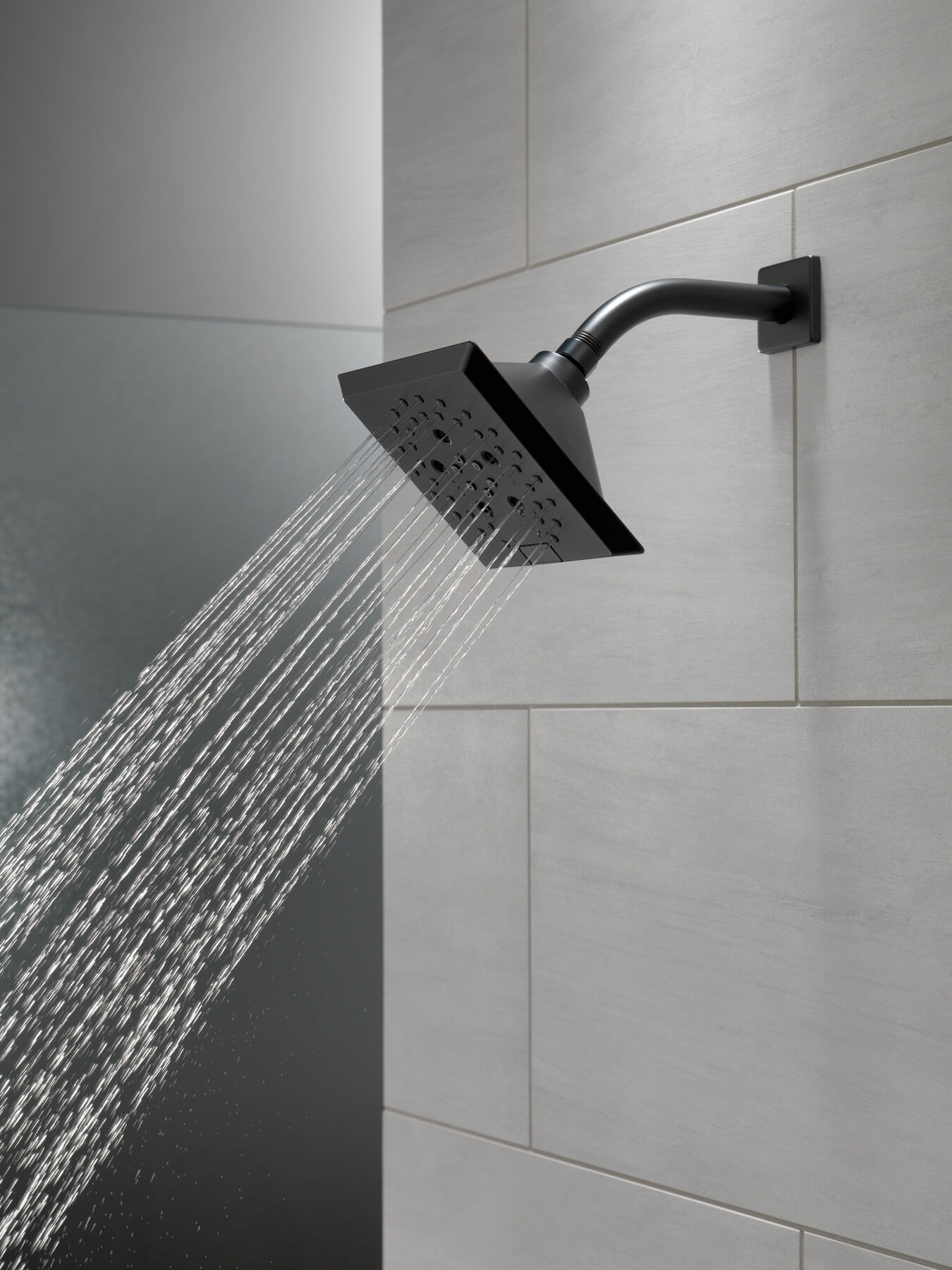 H<sub>2</sub>Okinetic&reg; 5-Setting Angular Modern Raincan Shower Head