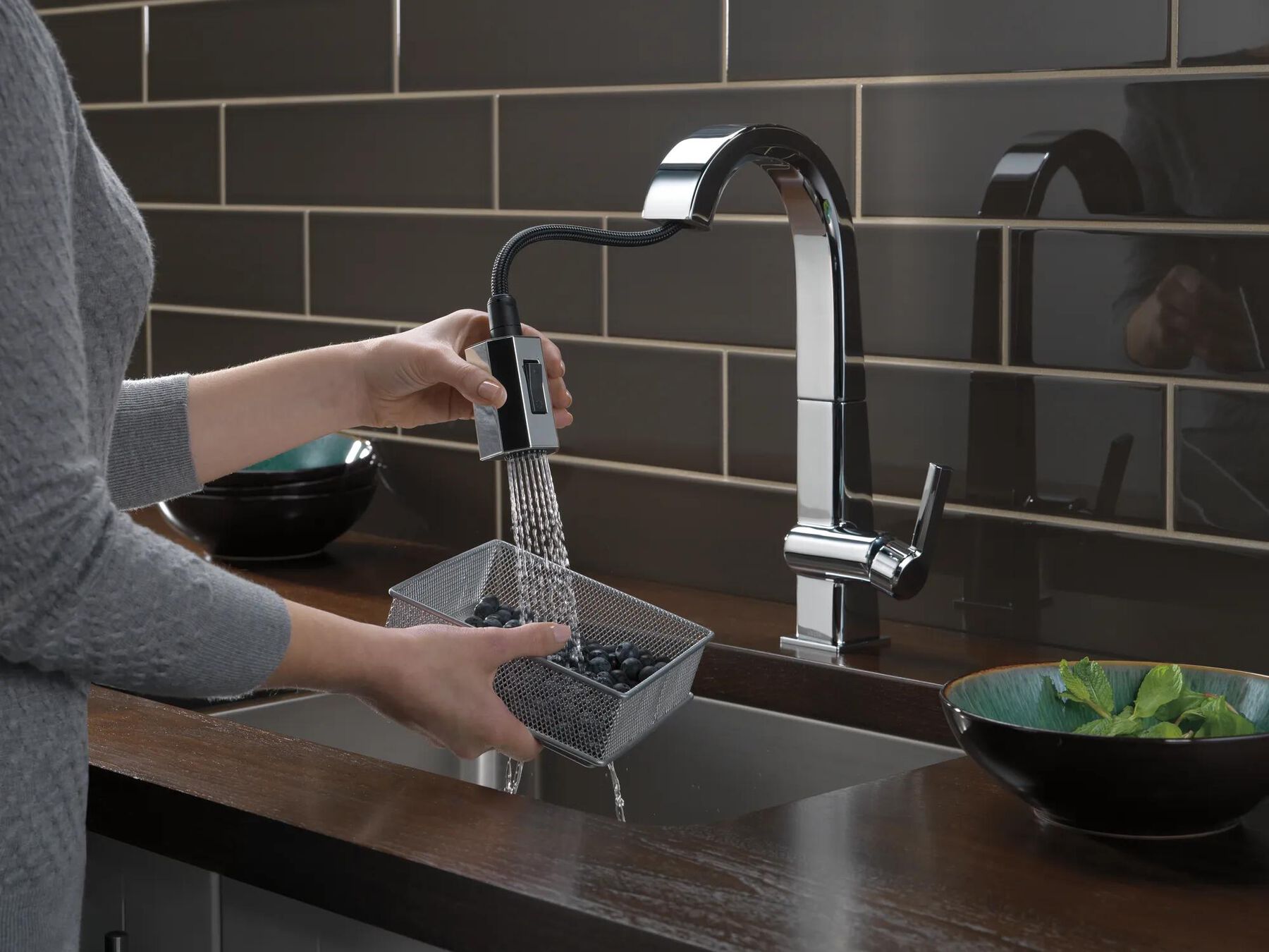 Single Handle Pull-Down Bar/Prep Faucet