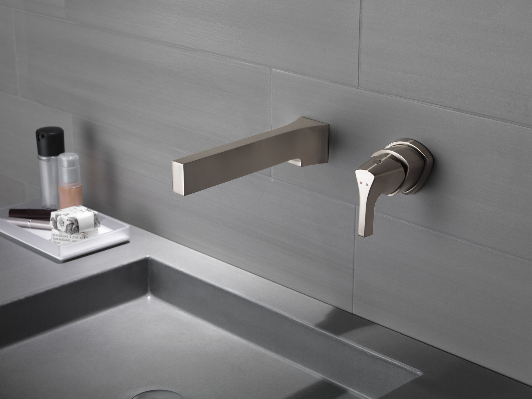 Single Handle Wall Mount Bathroom Faucet Trim