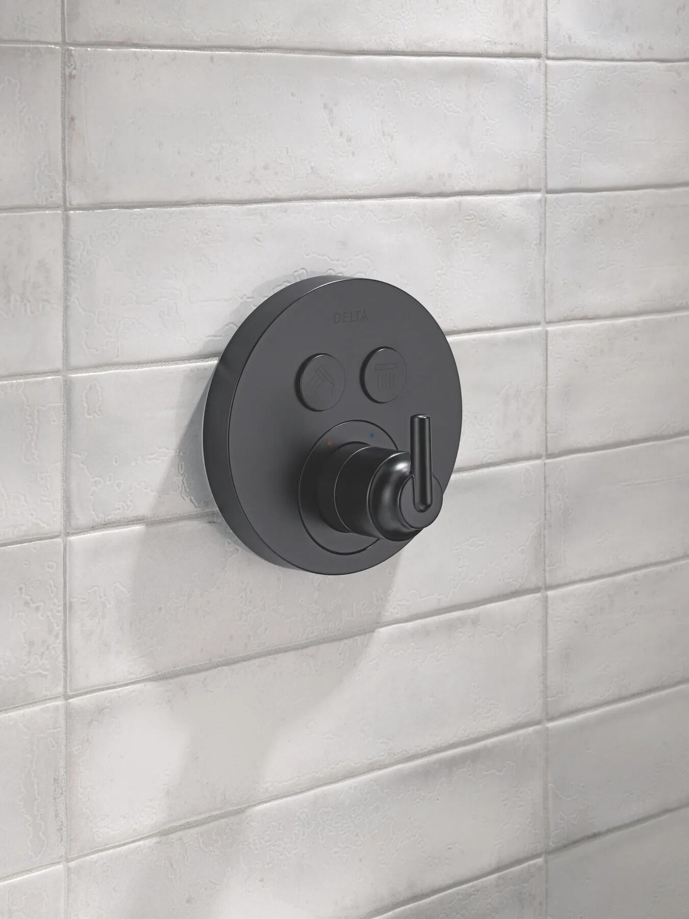 Round Contemporary Push-Button Shower