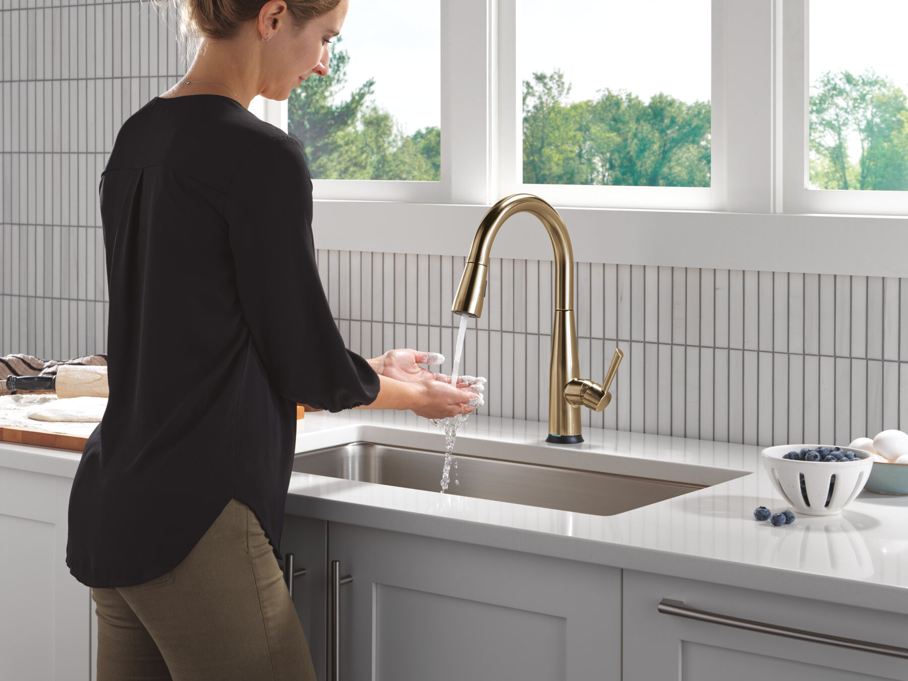 VoiceIQ&reg; Single Handle Pull-Down Faucet with Touch<sub>2</sub>O&reg; Technology