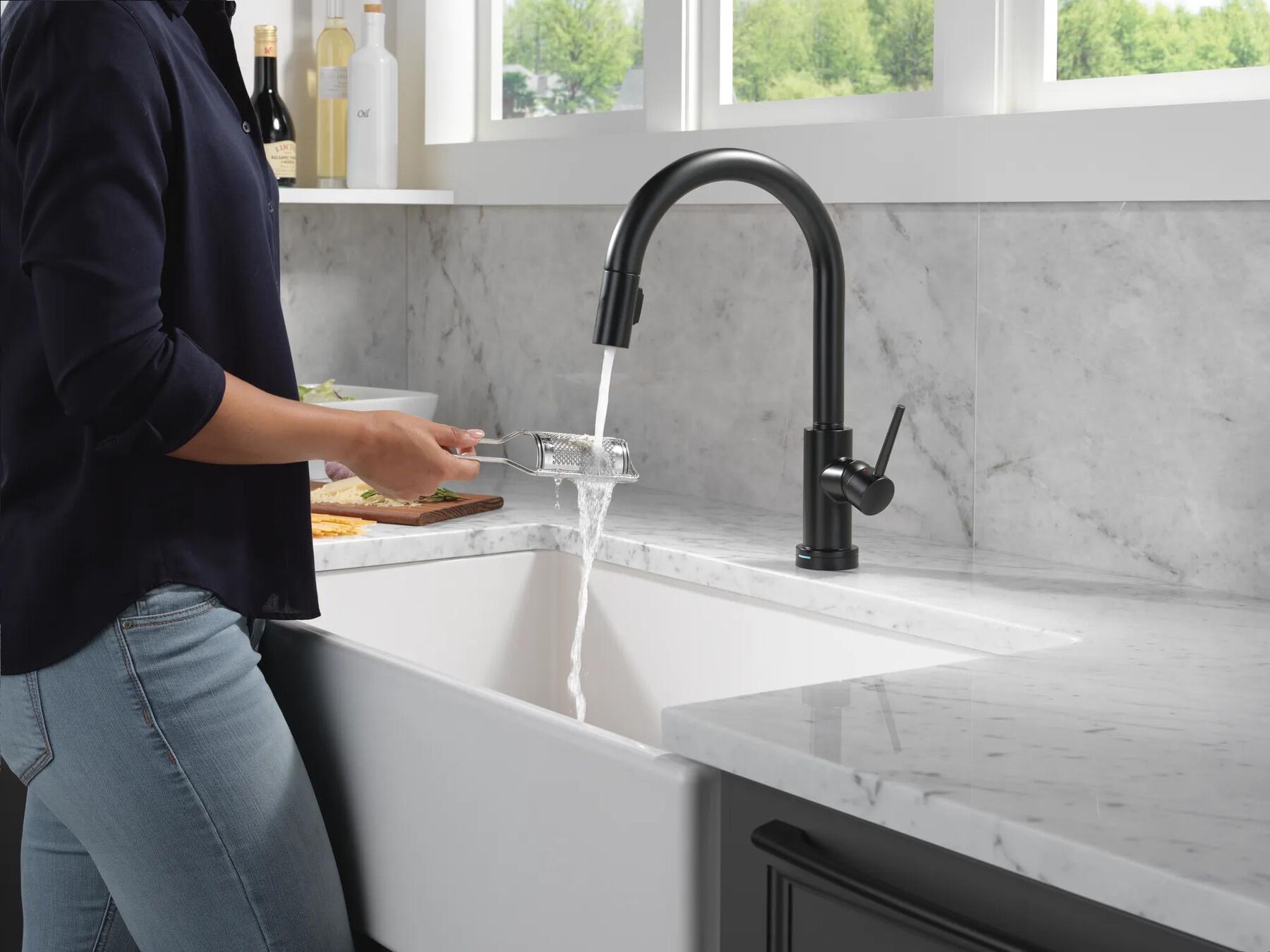VoiceIQ&reg; Kitchen Faucet with Touch<sub>2</sub>O&reg; Technology with Touchless Technology