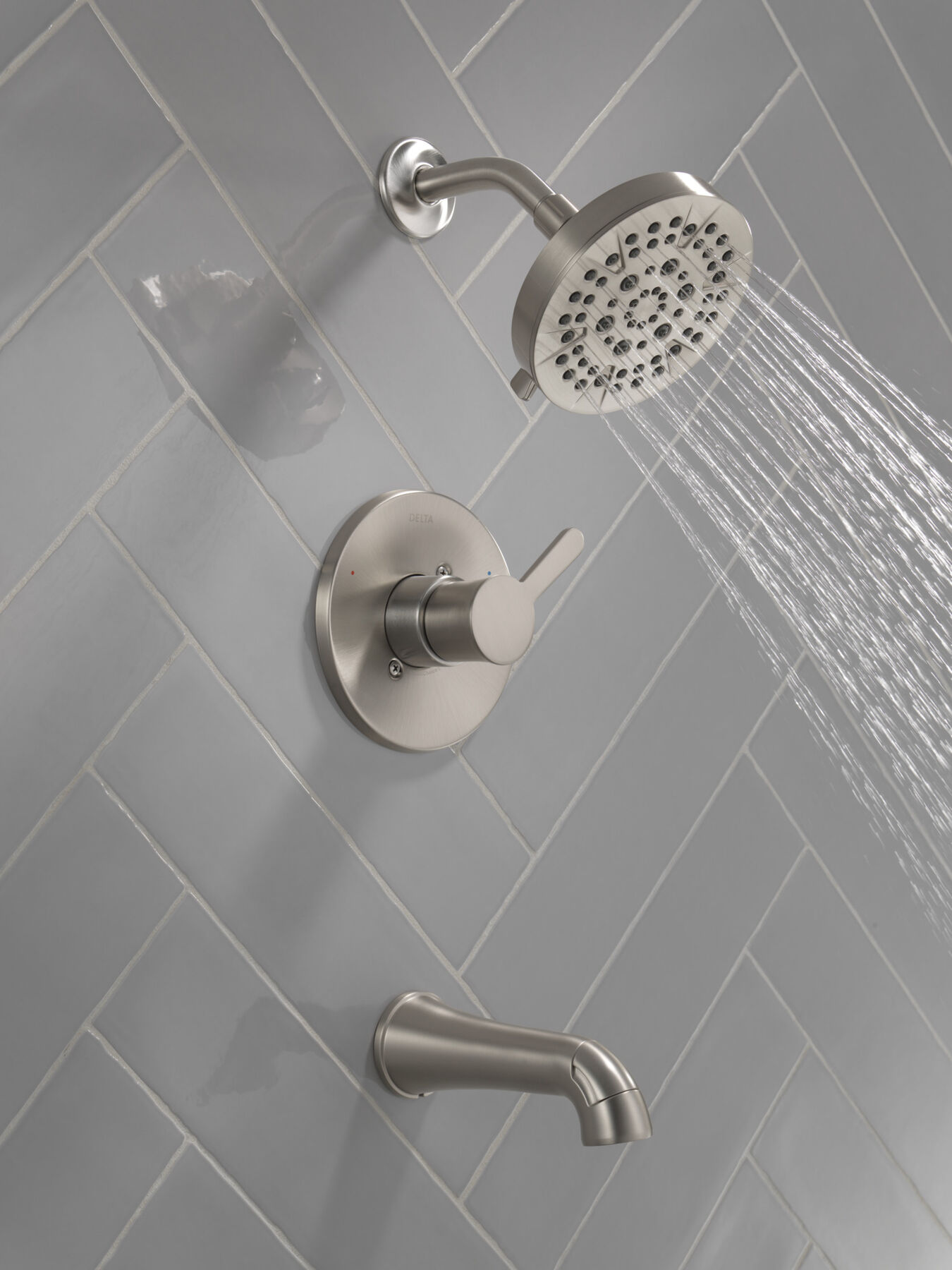 Monitor&reg; 14 Series Tub and Shower