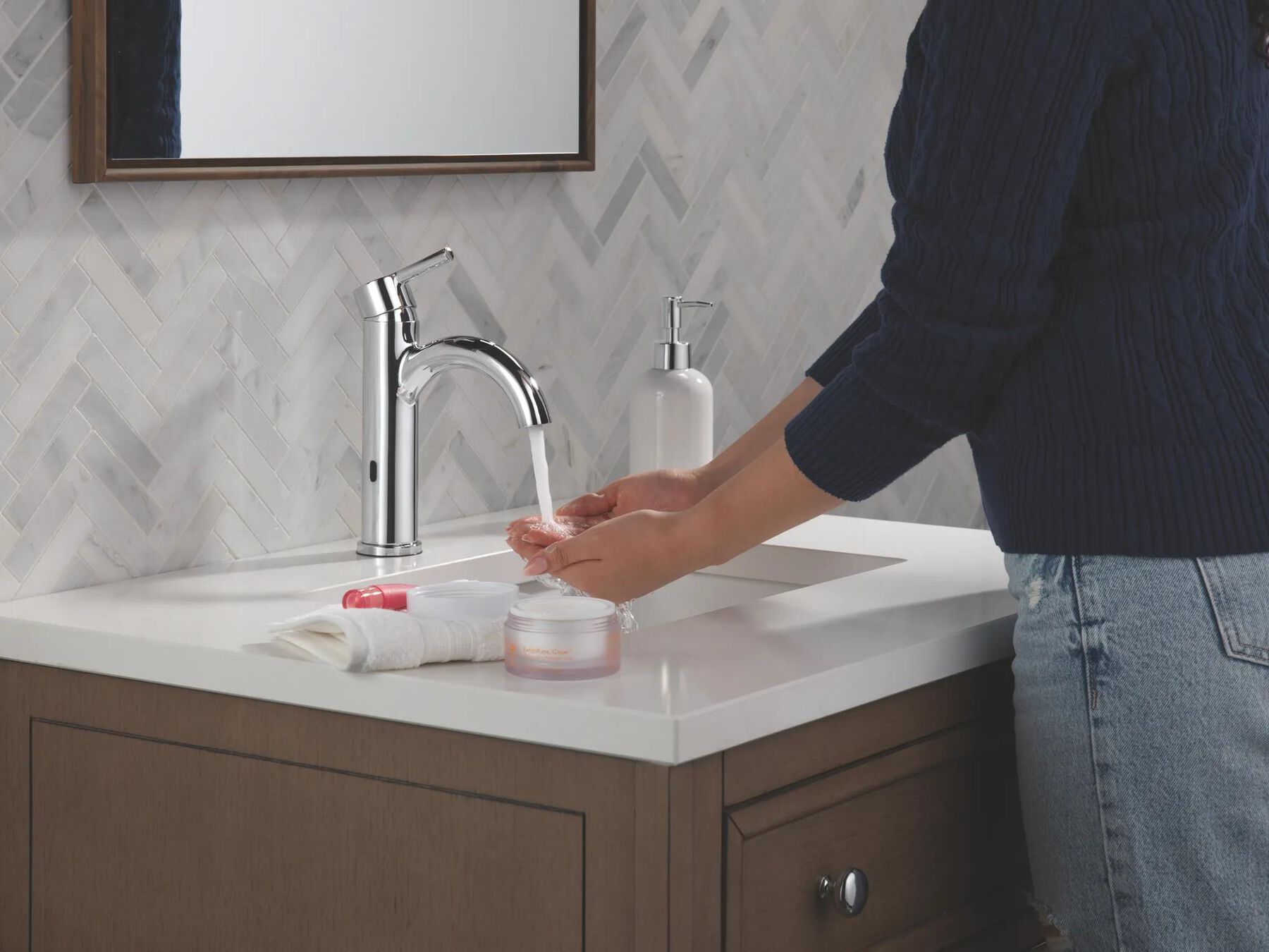 Sense2O&trade; Bathroom Faucet with Touchless Technology