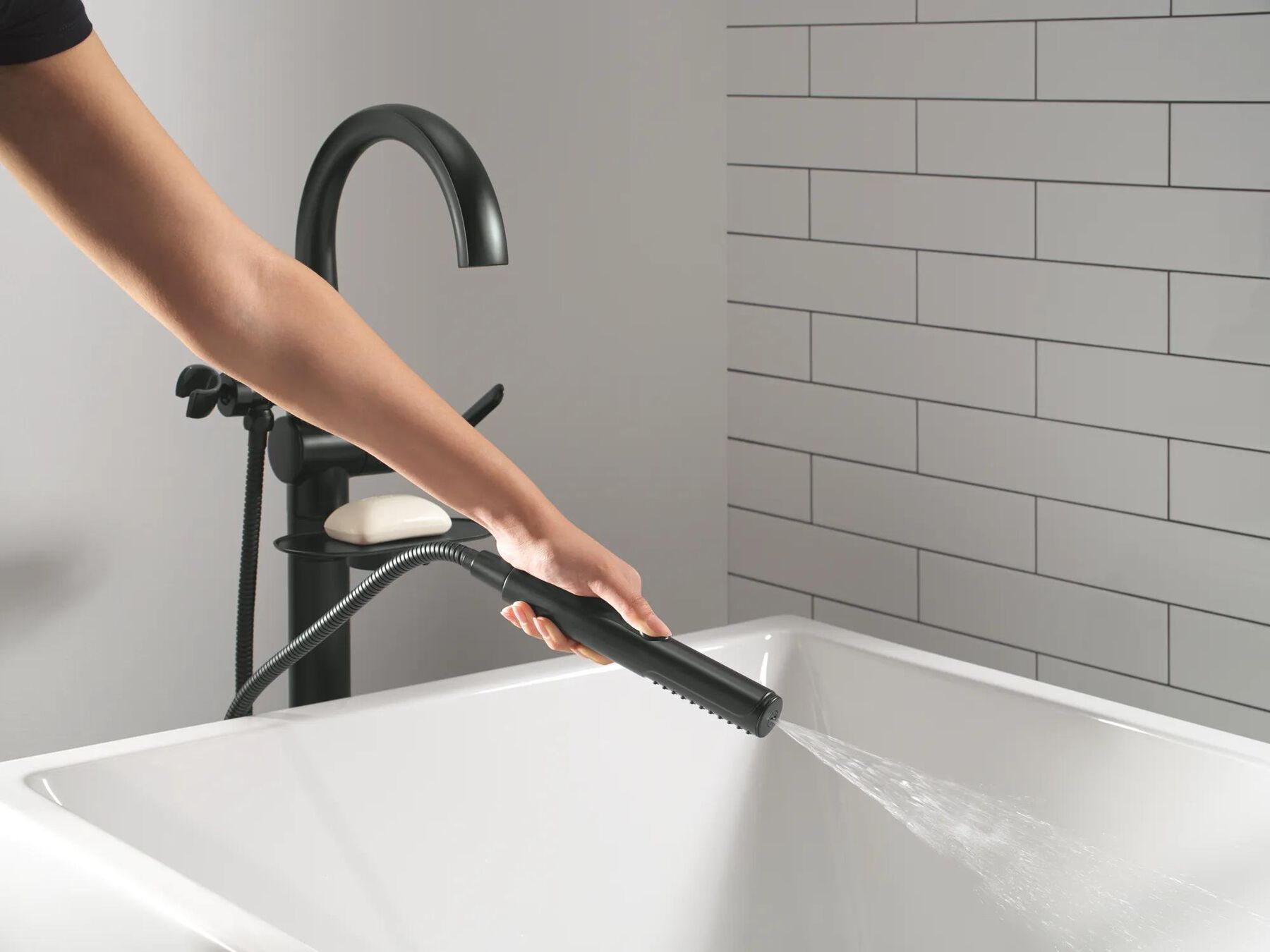 Floor Mount Tub Filler Trim