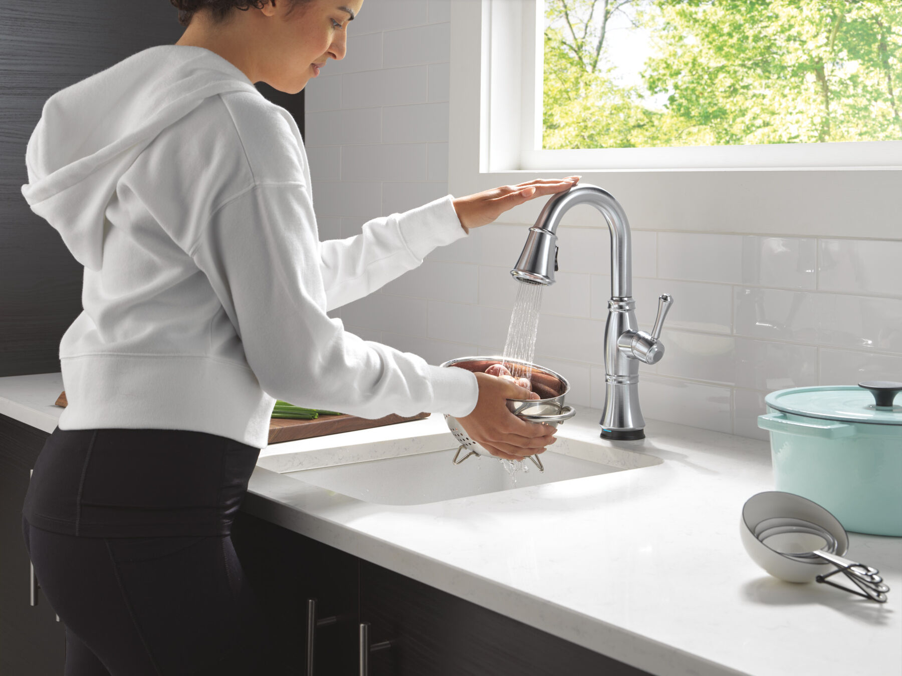 Touch2O&reg; Bar / Prep Faucet with Touchless Technology