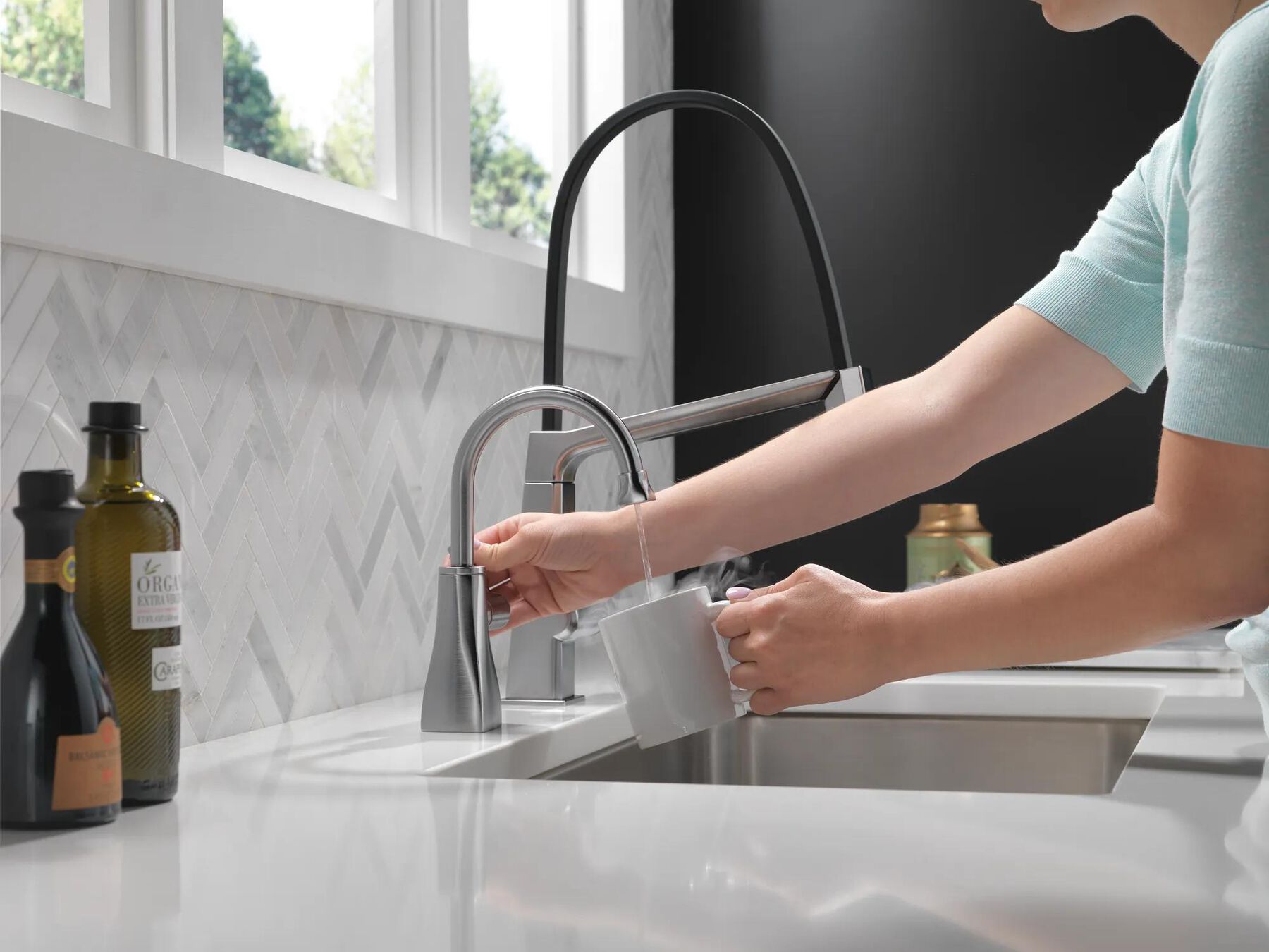 Contemporary Square Instant Hot Water Dispenser