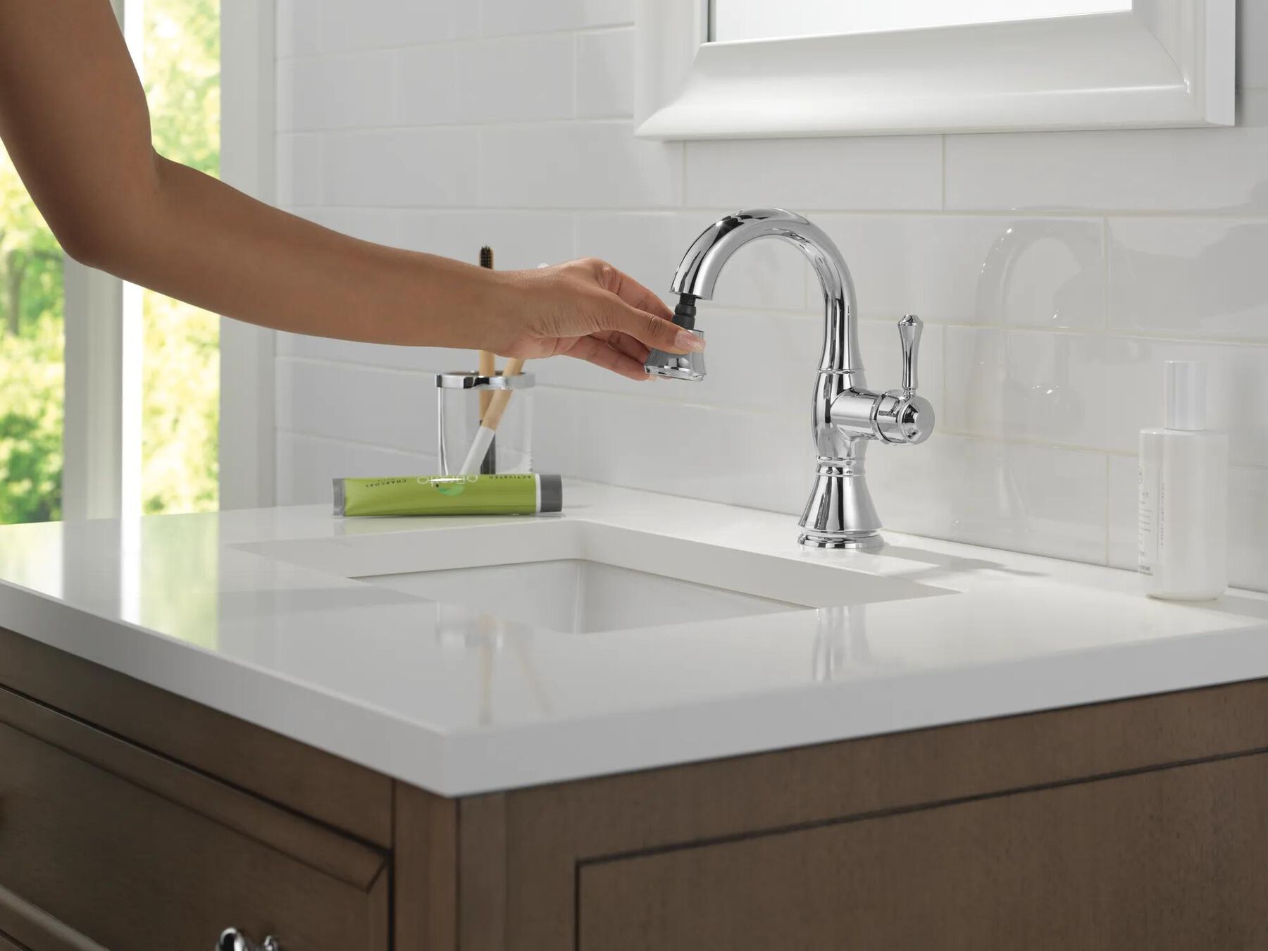 Single Handle Pull-Down Bathroom Faucet (Recertified)