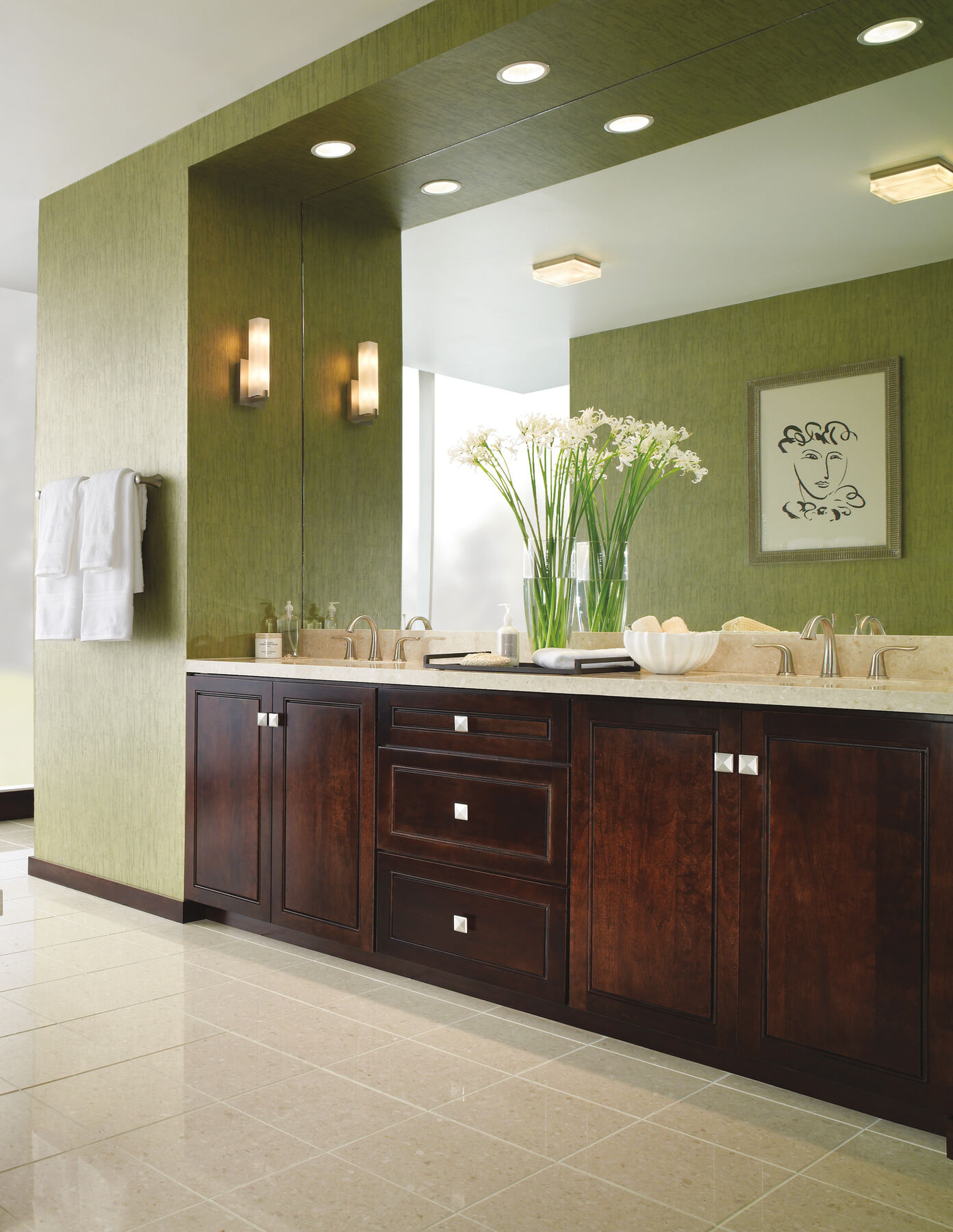 Two Handle Widespread Bathroom Faucet