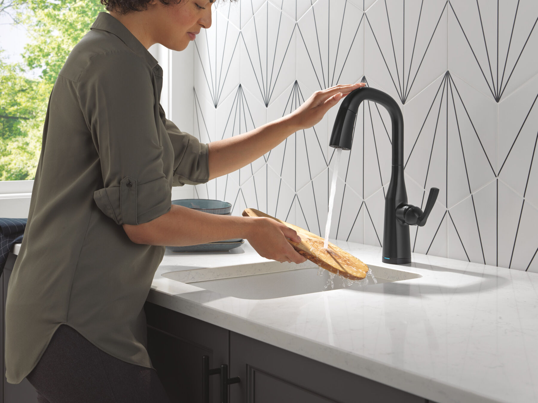 Touch2O&reg; Bar / Prep Faucet with Touchless Technology