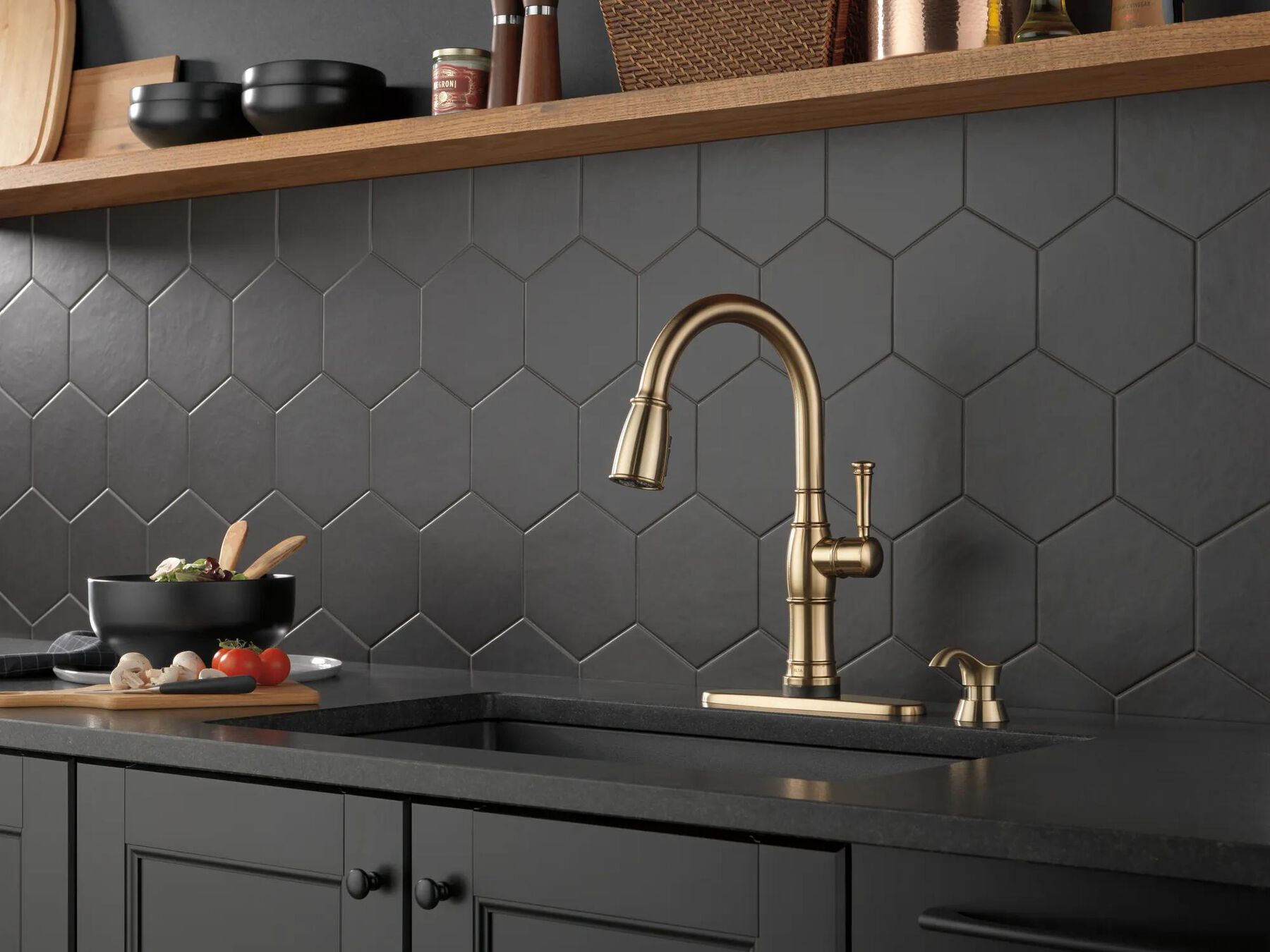 Single Handle Pull-Down Kitchen Faucet with Touch<sub>2</sub>O&reg; Technologyand Soap Dispenser