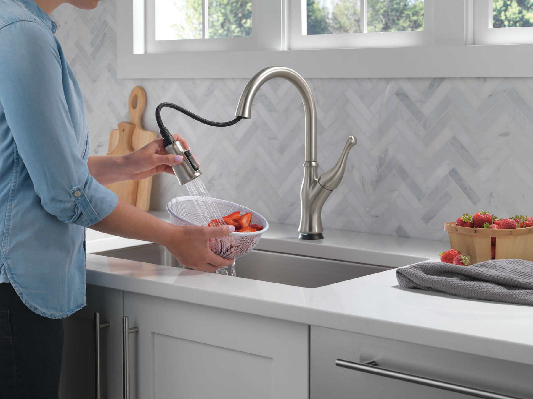 Touch<sub>2</sub>O&reg;  Pull-Down Kitchen Faucet (Recertified)