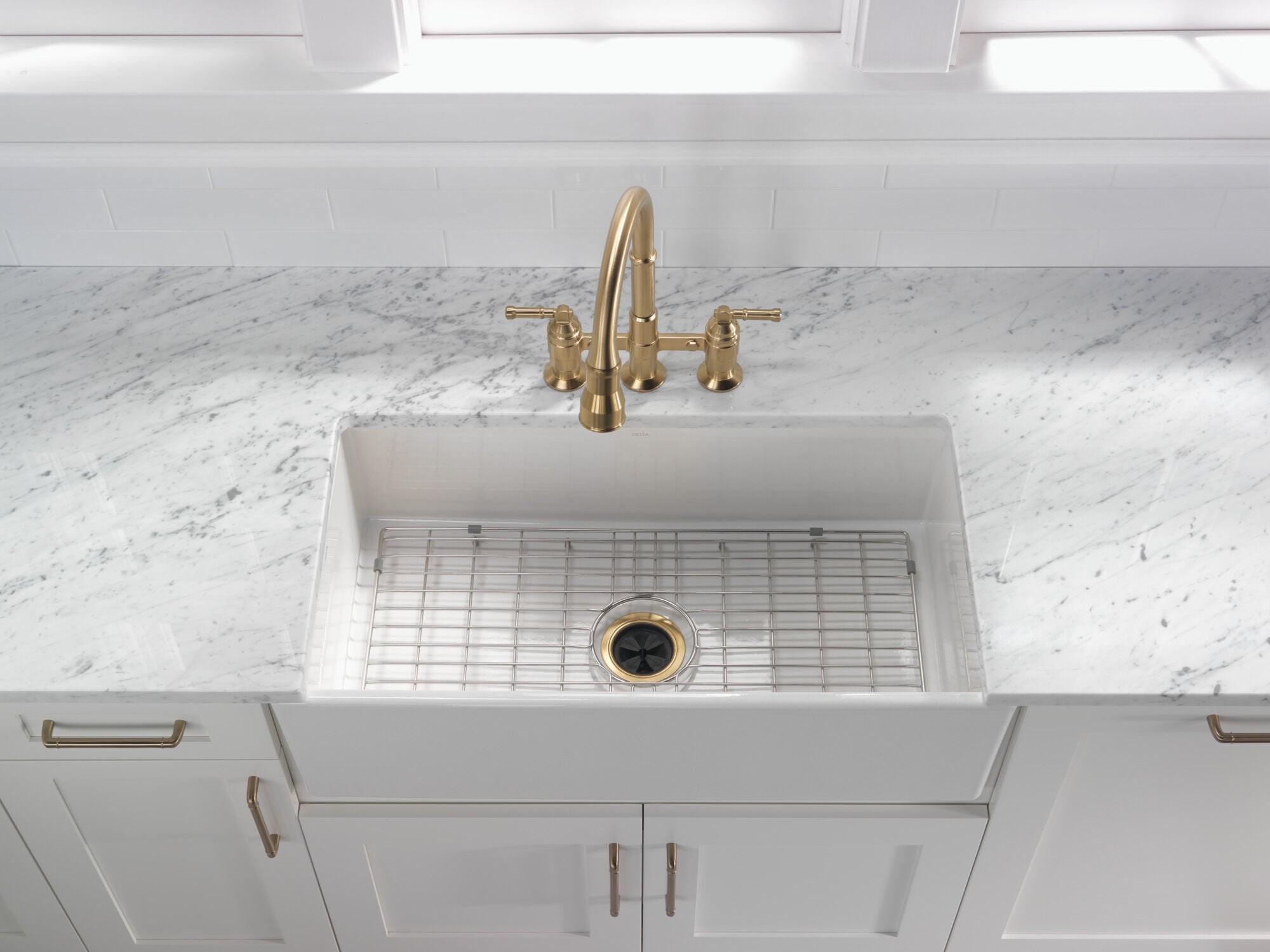 Kitchen Disposal and Flange Stopper in Champagne Bronze 72030-CZ