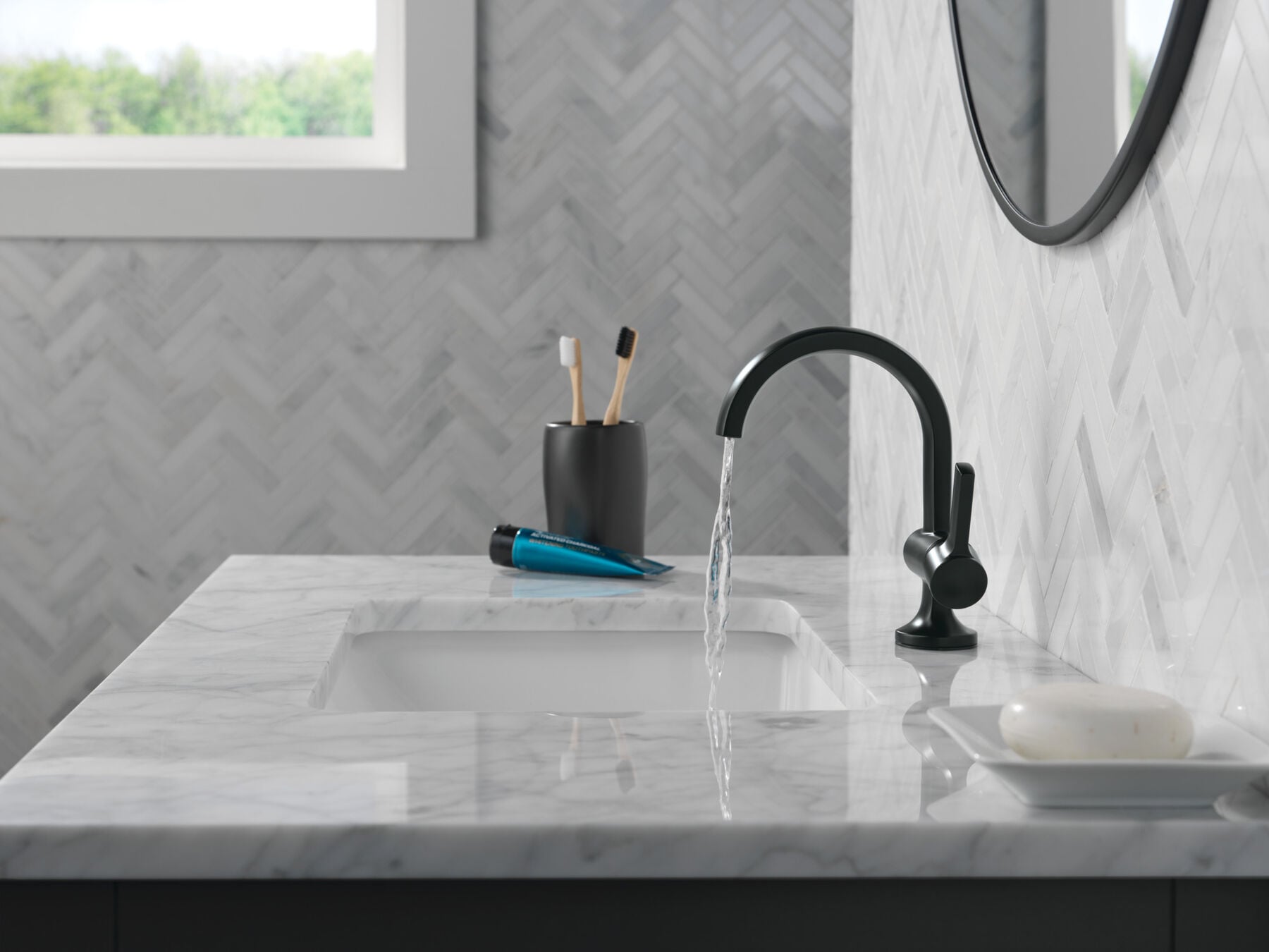 Single Handle Bathroom Faucet