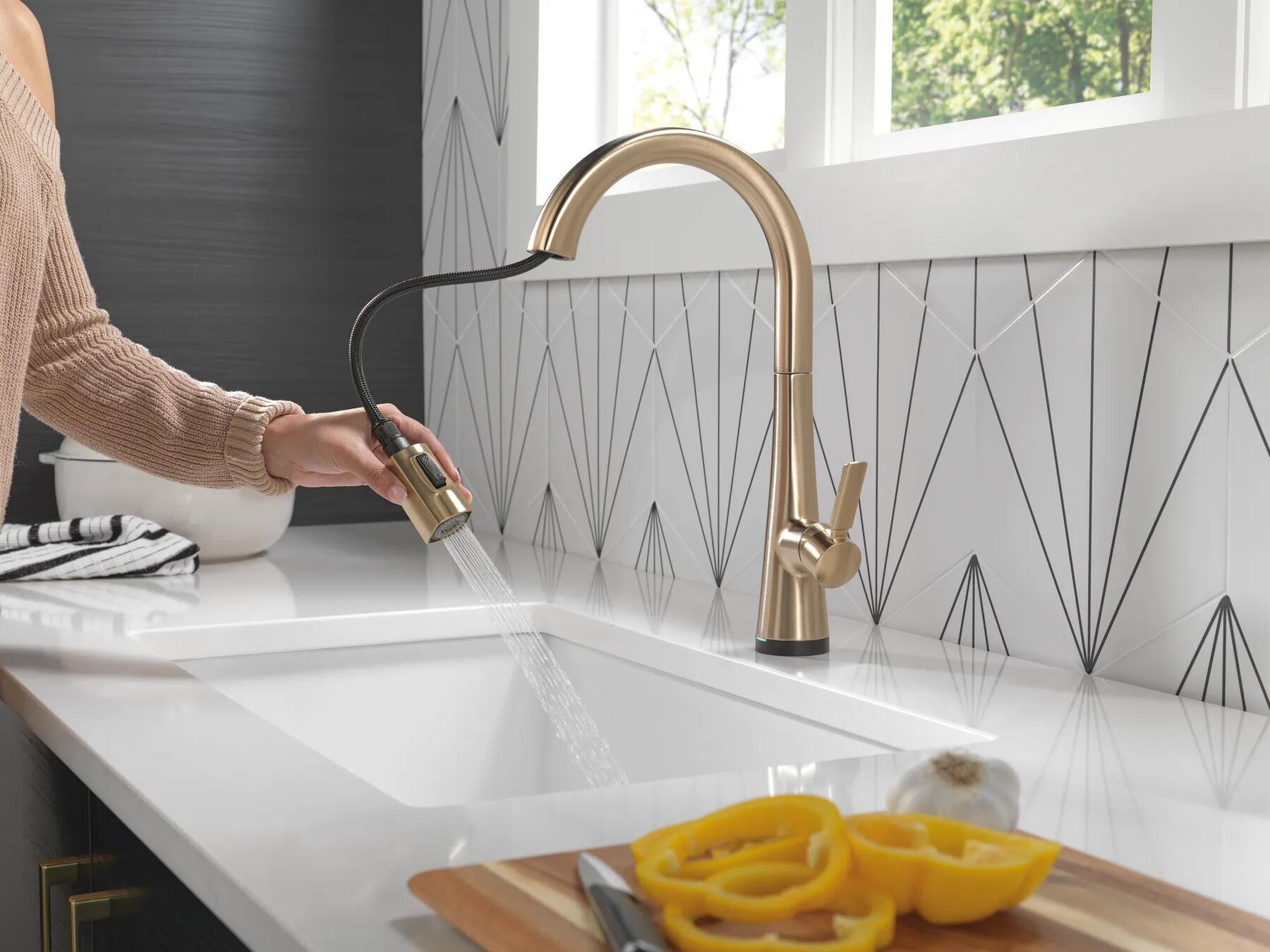 Touch<sub>2</sub>O&reg;  Pull-Down Kitchen Faucet (Recertified)
