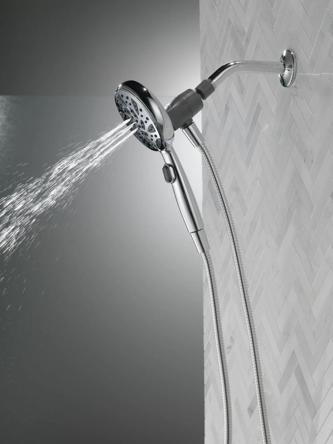 SureDock&reg; Magnetic Hand Shower 2.5 GPM (Recertified)