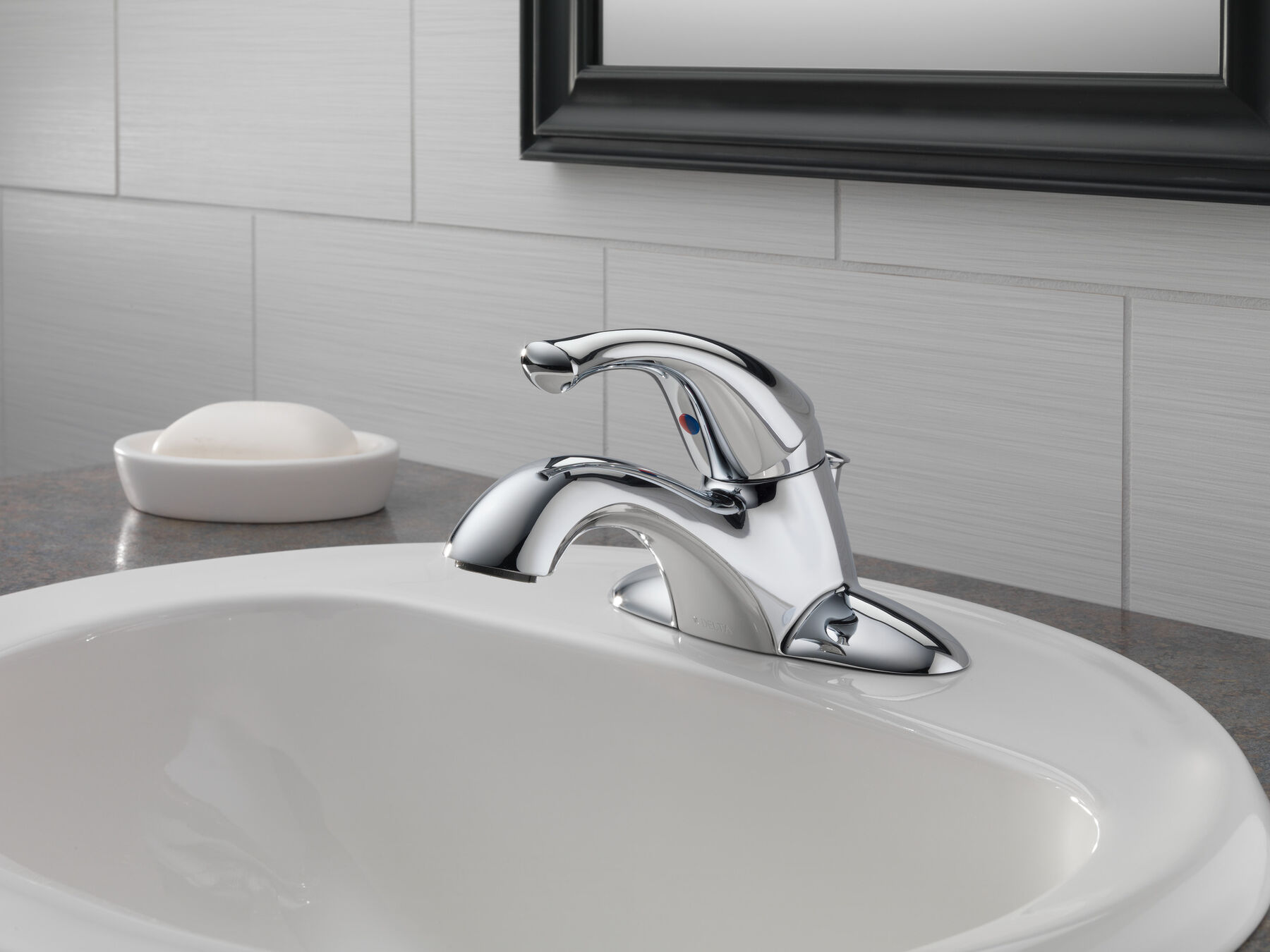 Single Handle Centerset Bathroom Faucet
