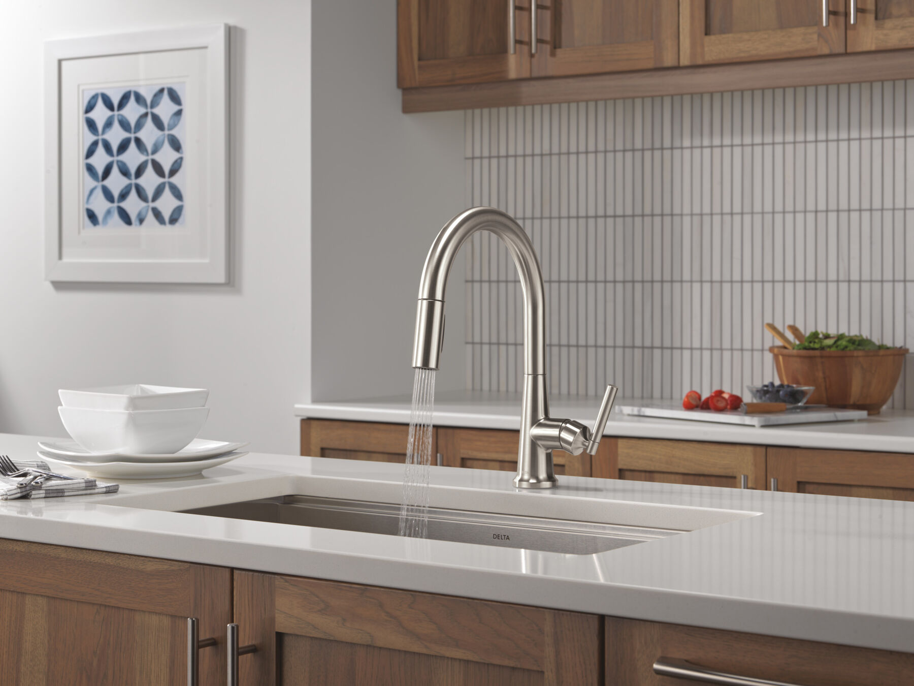 Single Handle Pull-Down Kitchen Faucet
