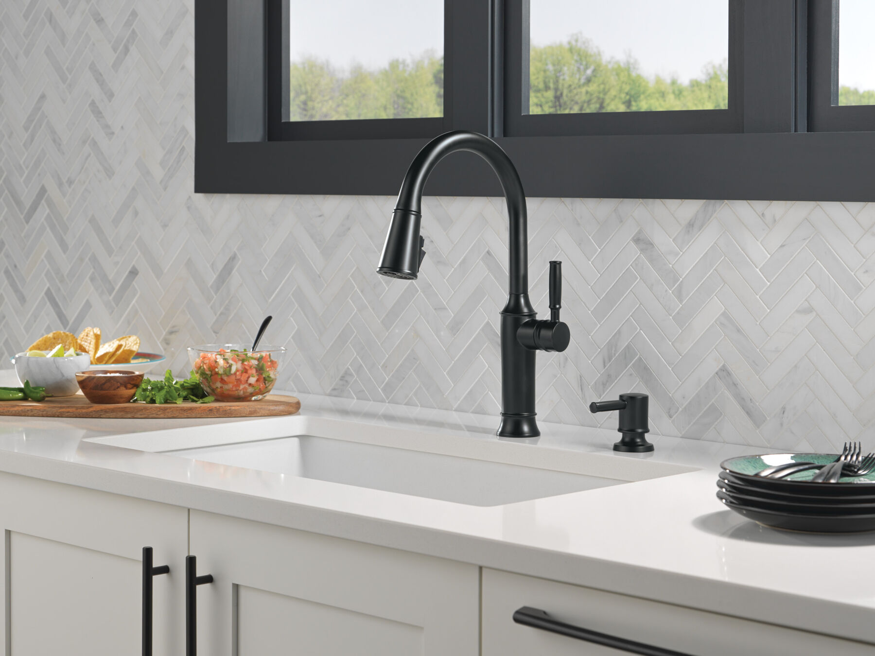 Pull-Down Kitchen Single Handle with Soap Dispenser Bundle