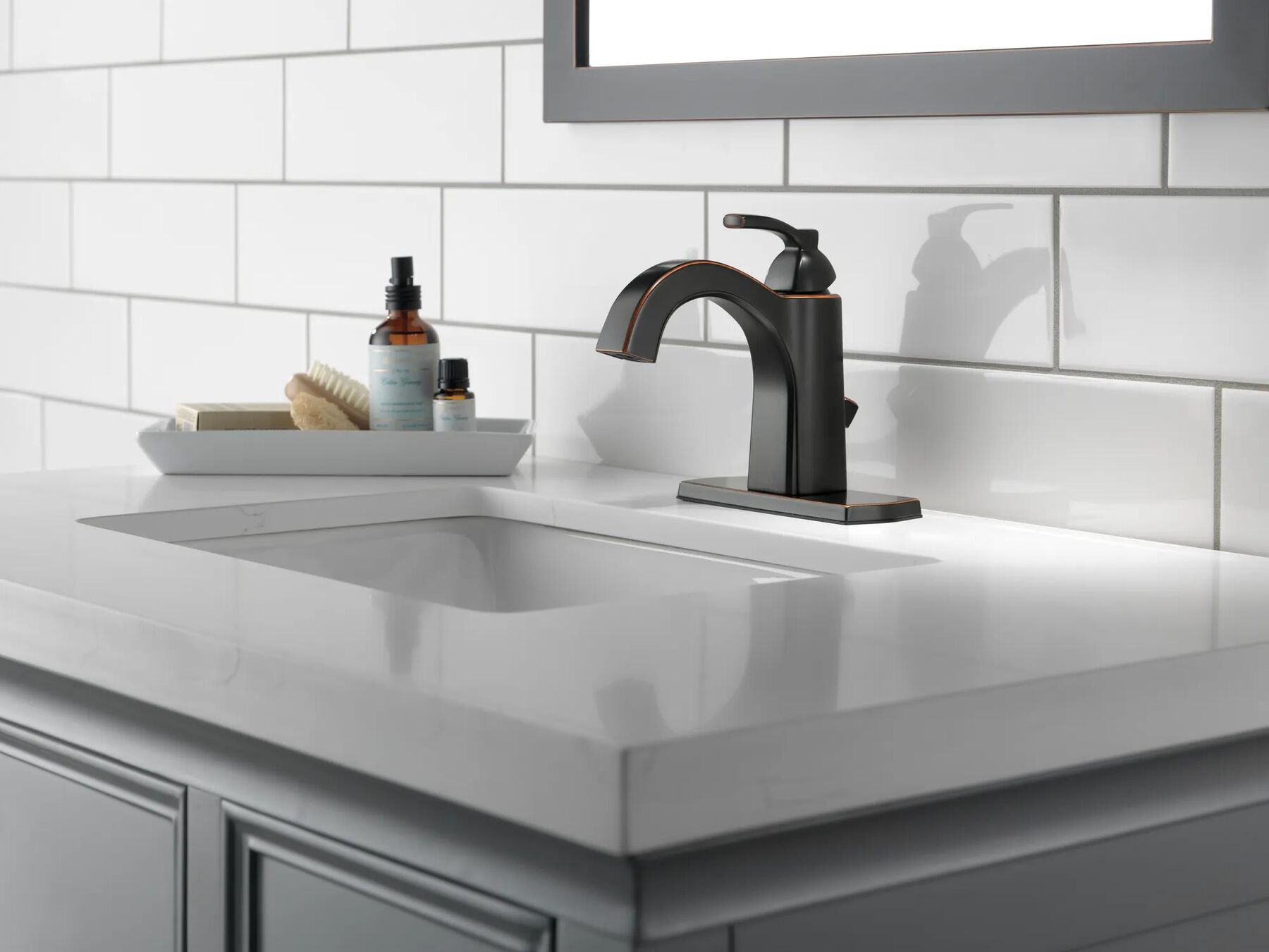Single Handle Bathroom Faucet